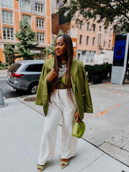 Green for this fall is a must-have in your closet. Whether your at NYFW you can look fashionable or you want to do some errands. Take this blazer ether dress it up or down with jeans! 

#LTKsalealert #LTKstyletip #LTKSeasonal