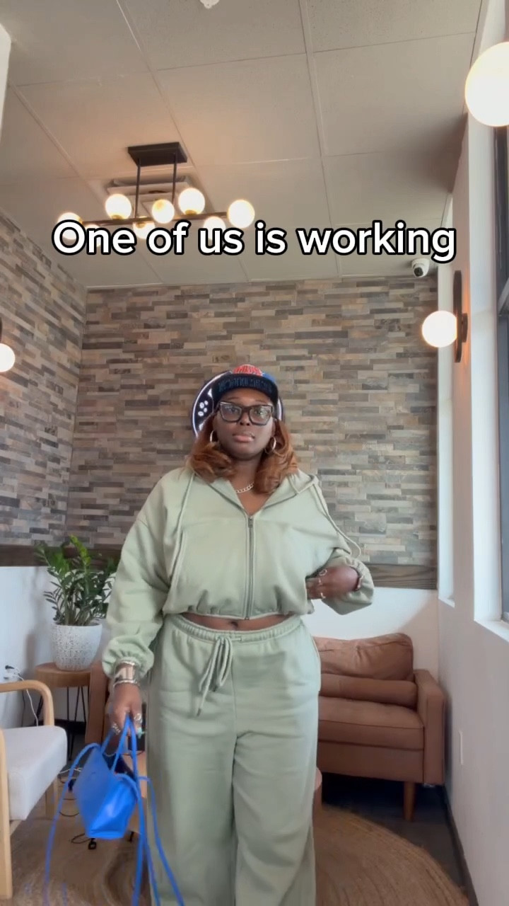 Just a girl being cute while he takes care of business🤎🤭

🔗You can also snag this comfy fit below! 

#blackcouples #justagirl #softlife #blacklove #relatable


#LTKMidsize #LTKootd #LTKdayinmylife