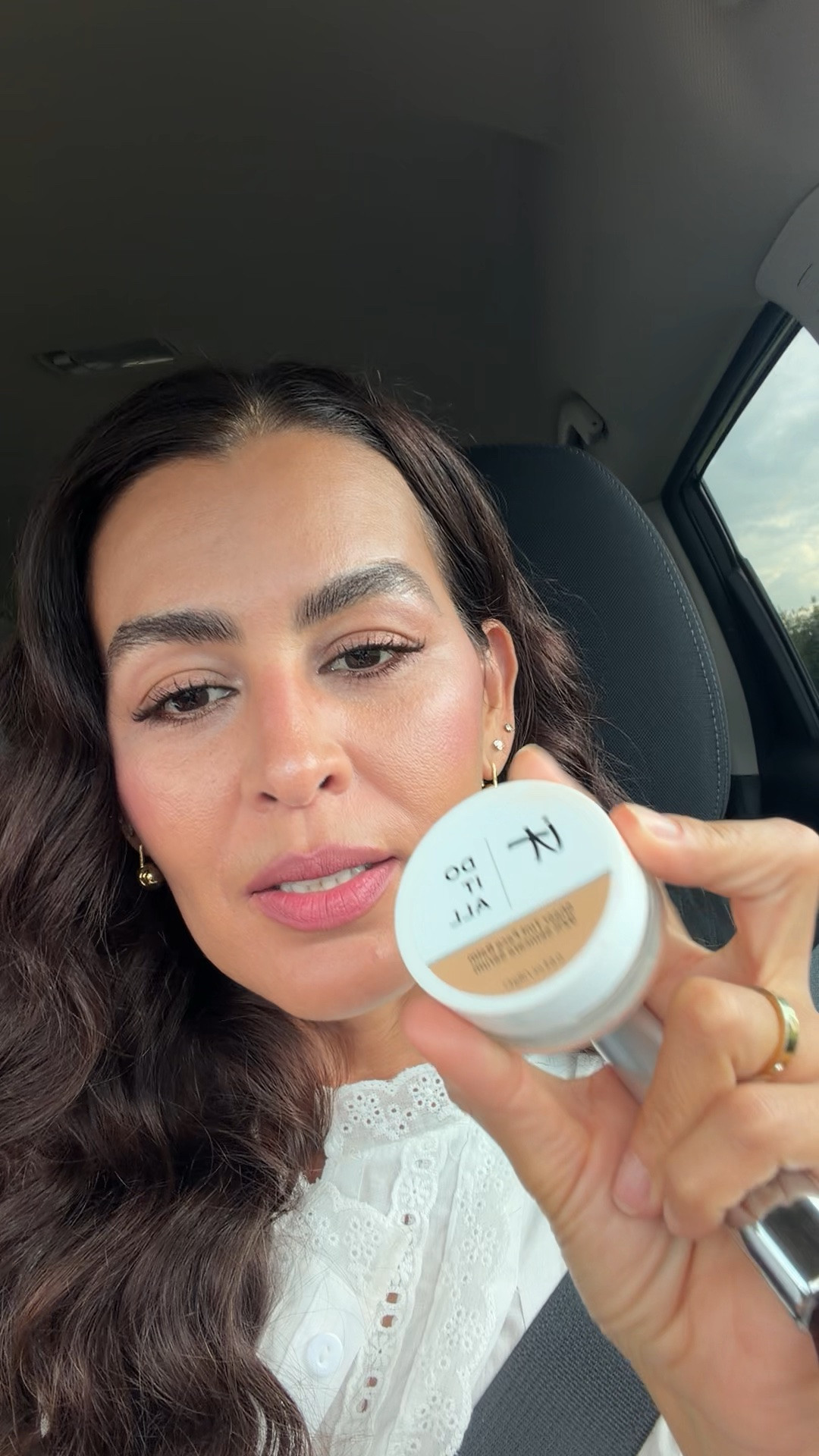 Wearing shade Medium Tan Warm 320 in the @itcosmetics Sheer tint face balm. And the air brush 101. So good!

#LTKBeauty #LTKSaleAlert #LTKOver40