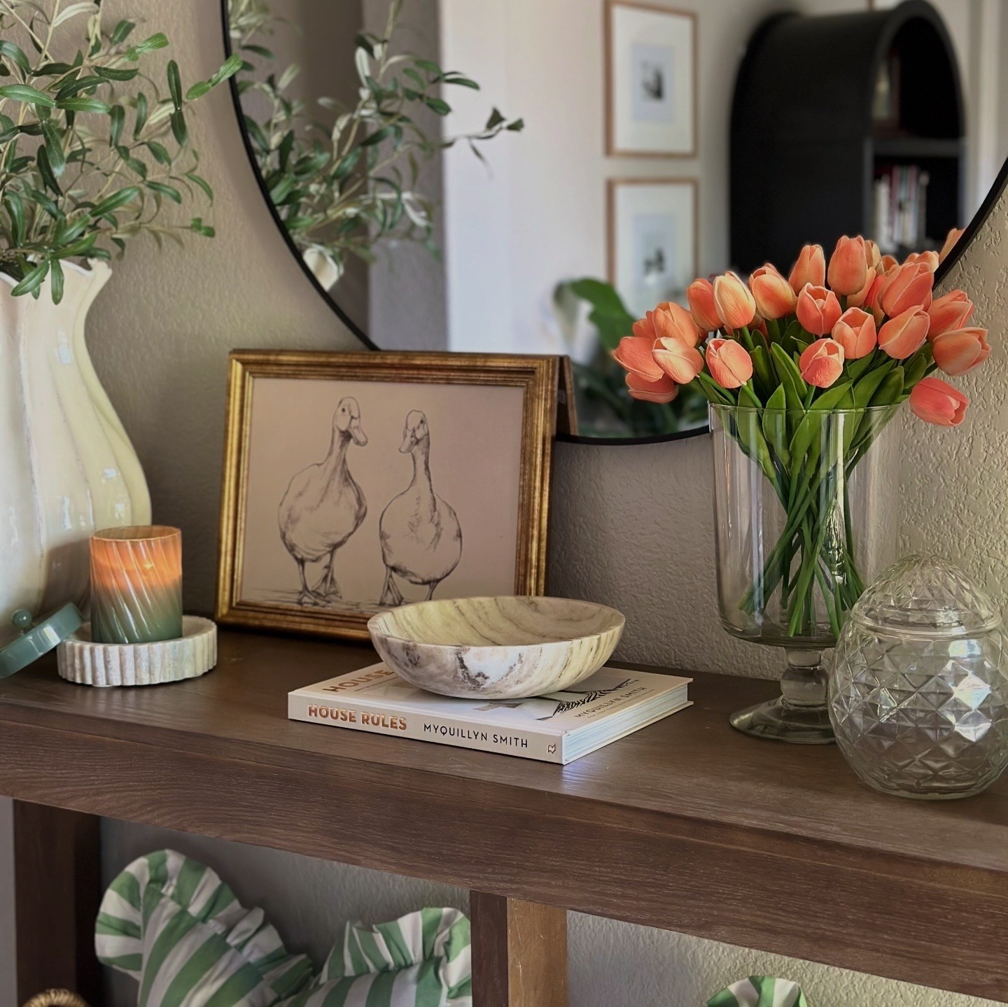 Spring Entryway Styling— 🌷

spring decor and florals make me so happy! Add some bright colored flowers, colorful candle, and artwork! 
The entryway table will have a new vibe, the spring vibes! 🫶🏼🌷🐰

#LTKSeasonal #LTKHome