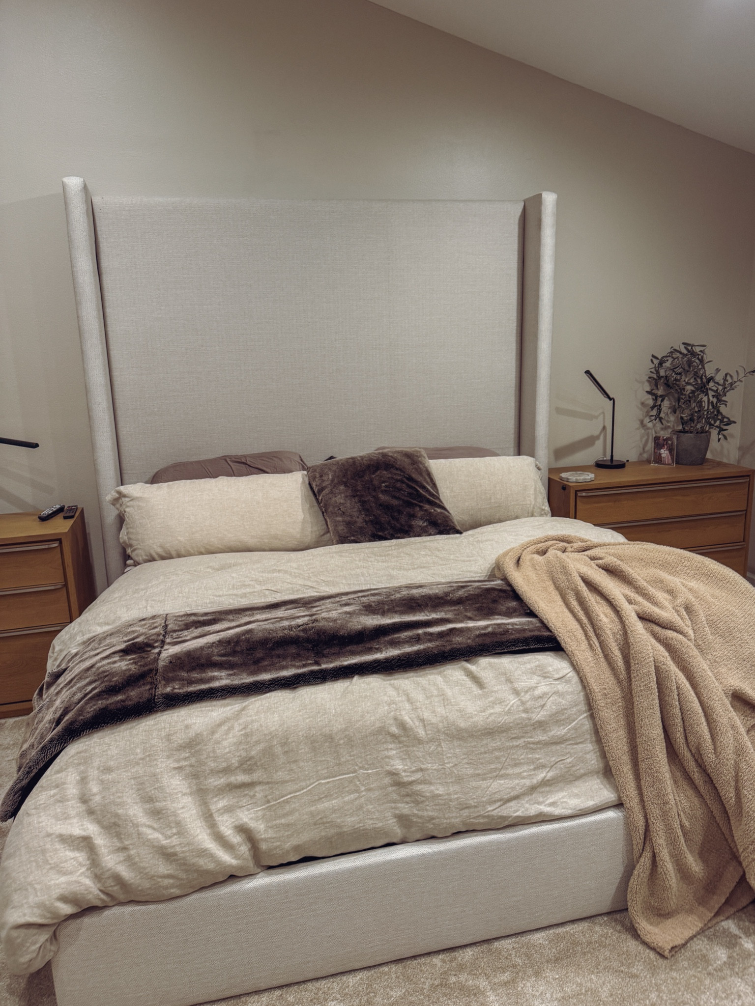 Master Bedroom almost done 

#LTKHome #LTKWedding #LTKStyleTip