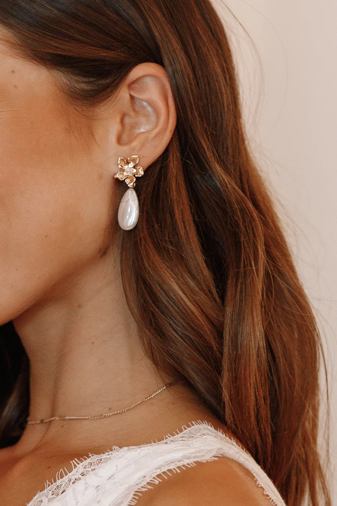 Everly Pearl Earrings - Gold | Petal & Pup (US)