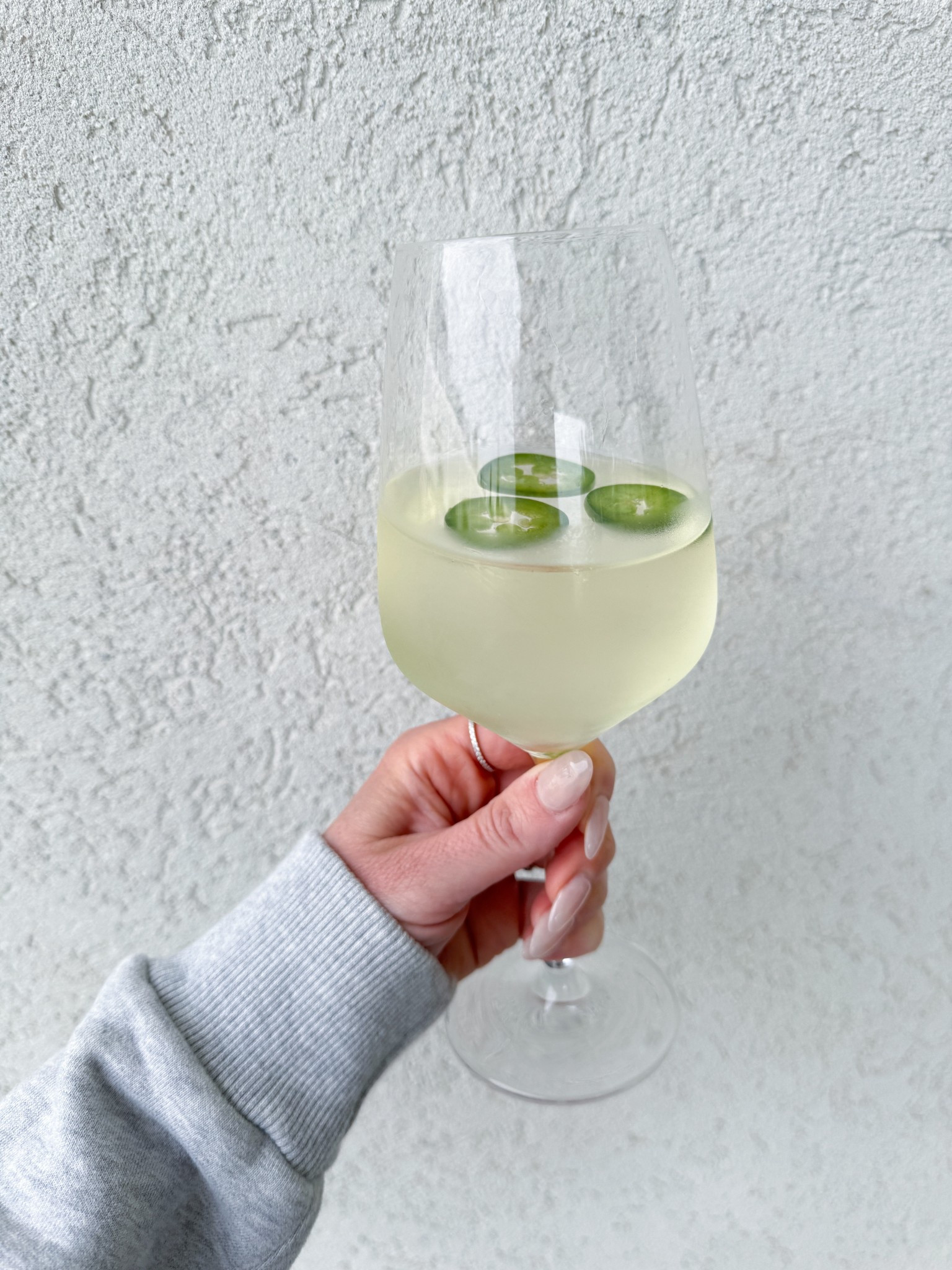Sauvignon Blanc with frozen jalapeños — my new favorite summer night weekend drink 

Crystal Wine Glasses - Hoodie - Vuori 



#LTKSeasonal #LTKHome