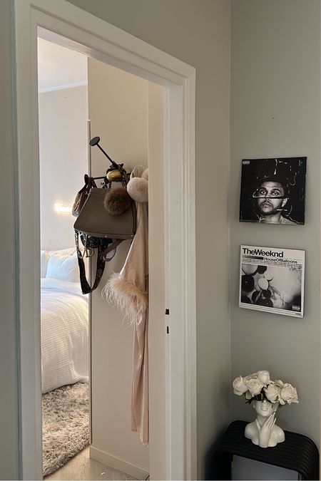 soft vibes ☁️✨ bedroom decor vinyl display 🤍 

#LTKhome #LTKfindsunder50