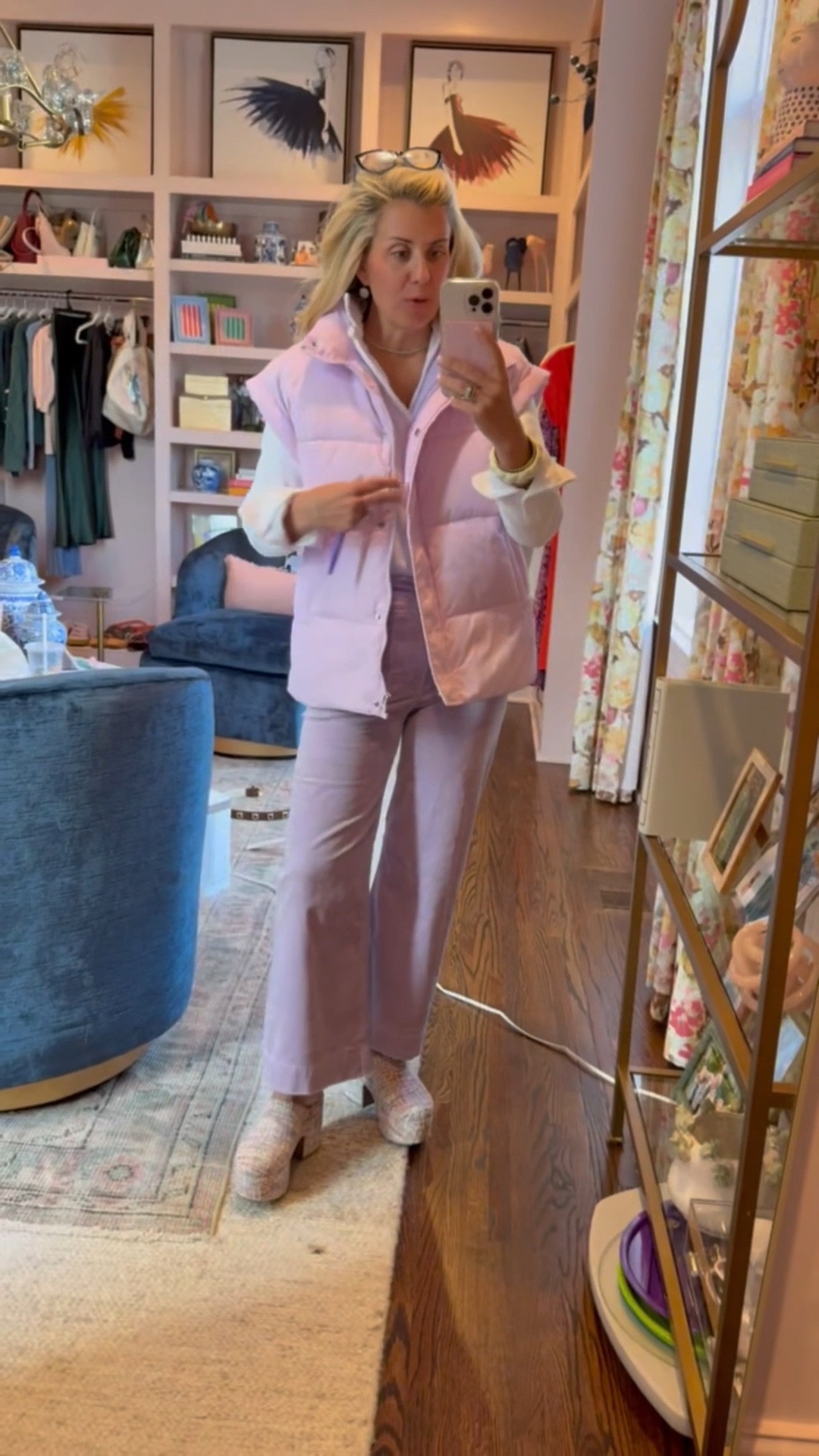 I’ve got that monochromatic look going on as I head out to the kids pep rally. Happy Friday Friends! 

Vest - xs 
Top - xs 
Pants - 26
Clog - 8

#LTKdayinmylife #LTKootd #LTKmomlife