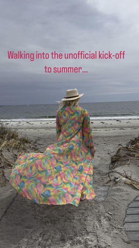 Walking into the unofficial kick-off to summer…⚓️

This kaleidoscope duster from Pink Lilly has you covered this summer. Fit is true to size.

#LTKSeasonal #LTKStyleTip #LTKSwim