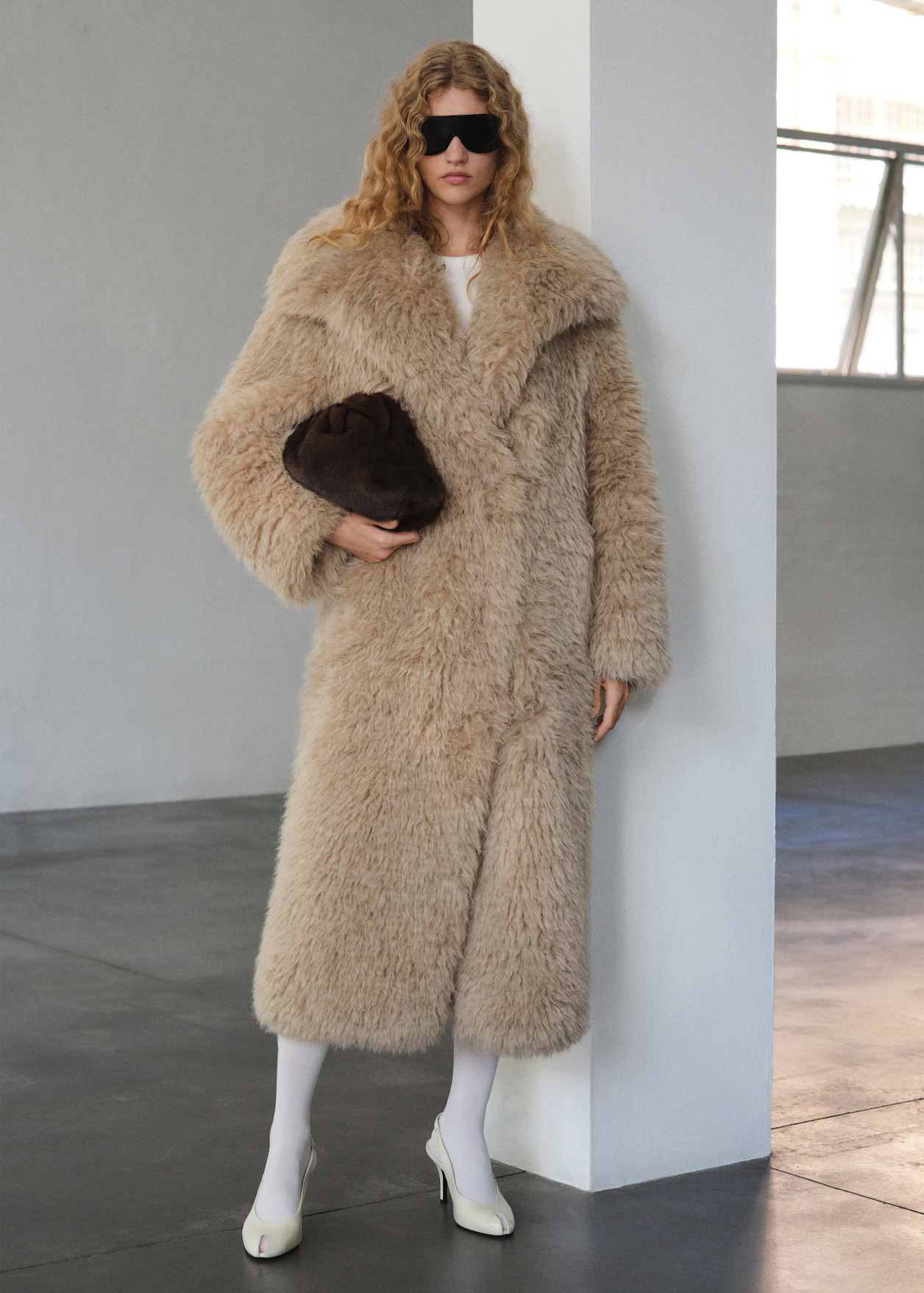Long faux-fur coat | Mango (US/MX/AU)