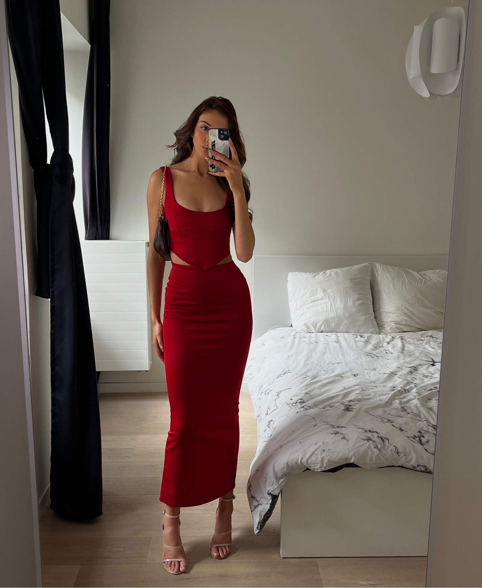 The perfect red dress for Valentine’s Day 🥀 