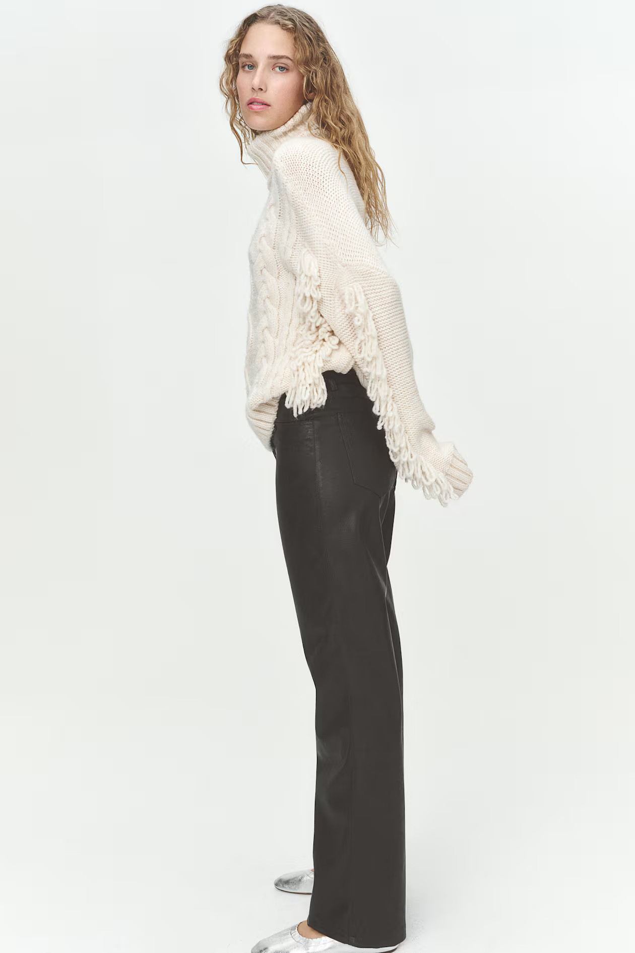 Rechte broek met coating | H&M (DE, AT, CH, NL, FI)
