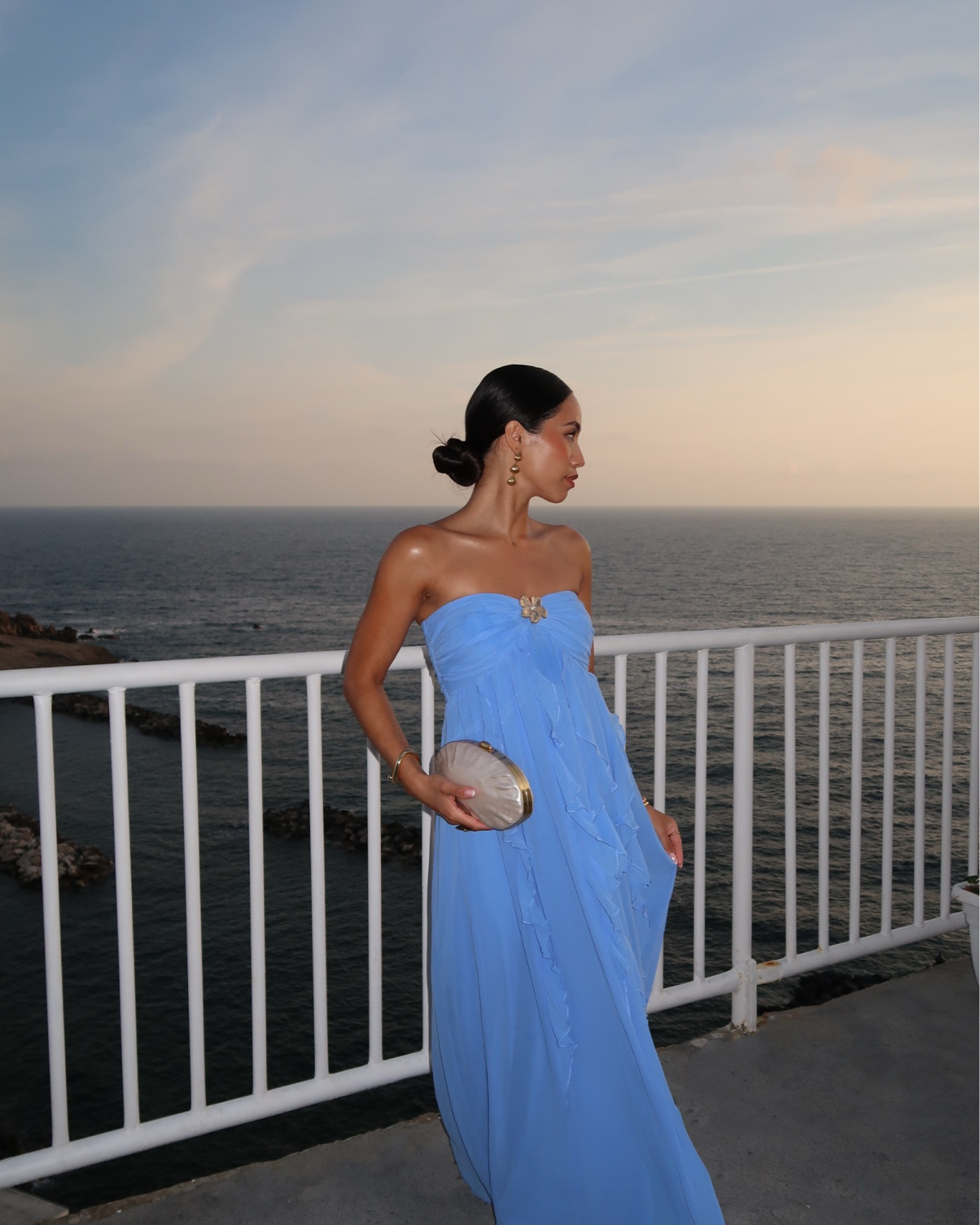 Sunset blues 🩵 gorgeous blue floaty dress from Abercrombie with pearl clutch bag and white heels from Mango, summer holiday vacation evening dress

#LTKsummer #LTKdresses #LTKstyletip