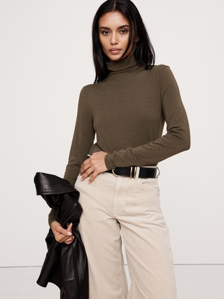 Luxe Wool-Blend Turtleneck T-Shirt | Banana Republic (US)