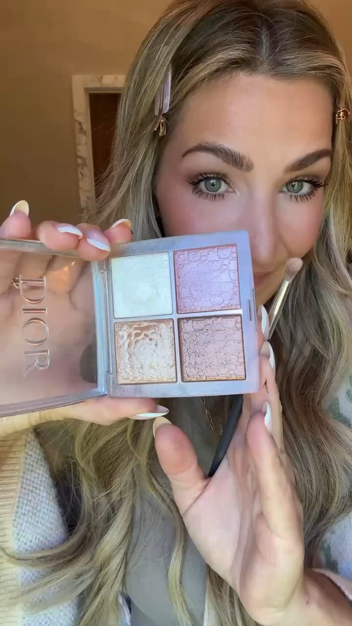 One of my favorite things in my makeup bag! 💄

#LTKBeauty #LTKgrwm #LTKdayinmylife