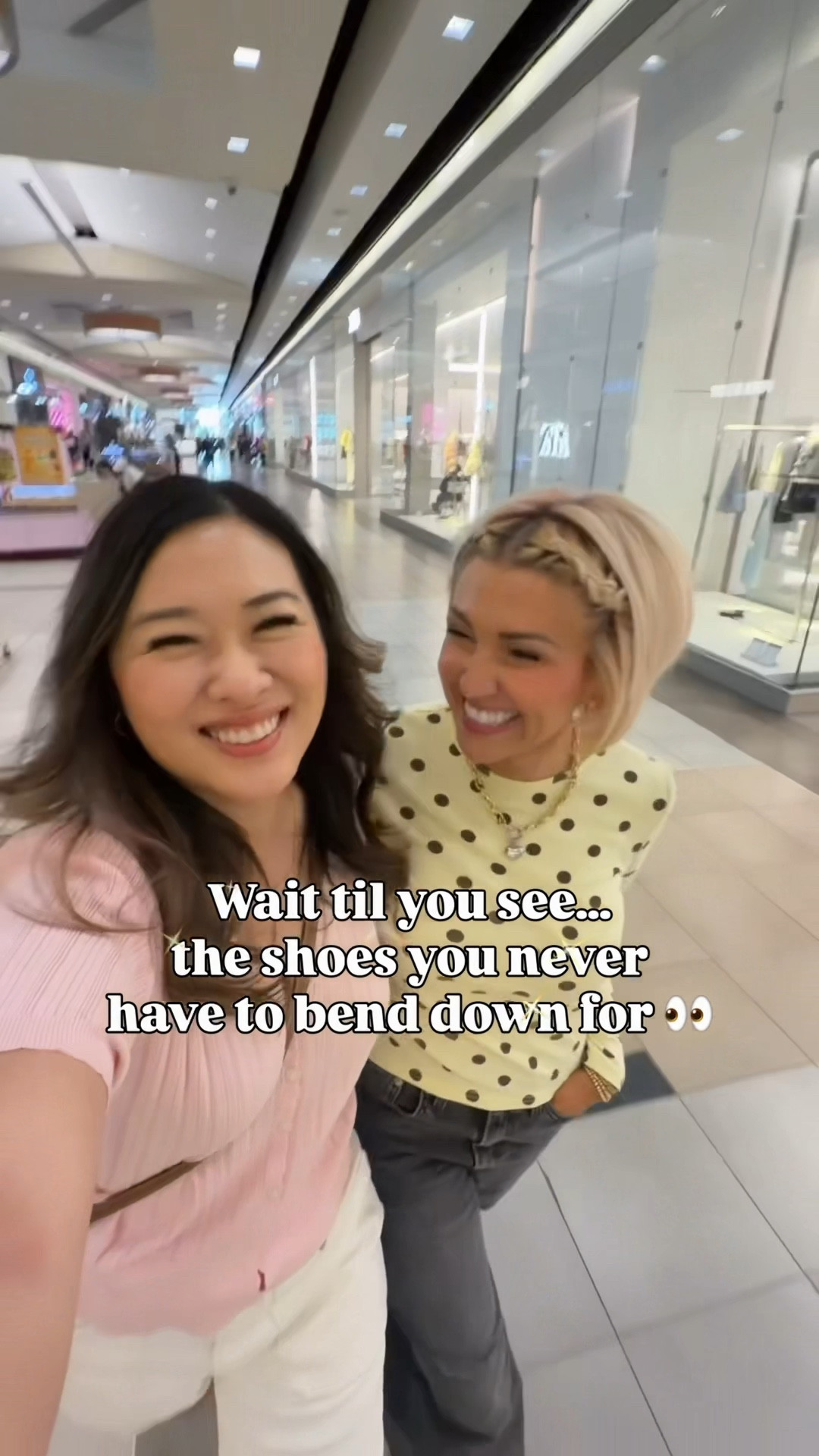 Kizik hands free shoes
Code: SANDYALAMODE10 for 10% off!