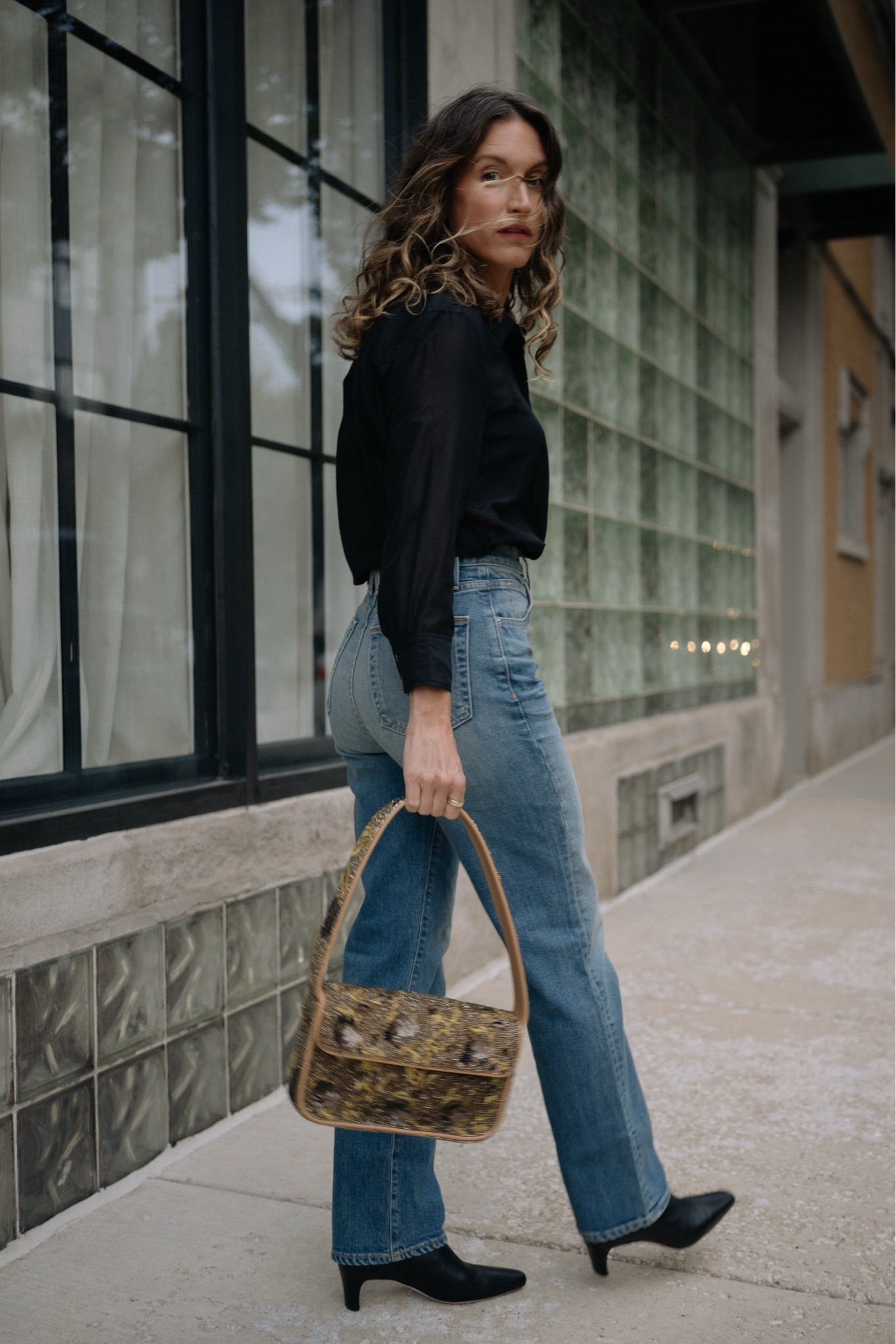 Fall Date Night Look with @neimanmarcus 

L’Agence Sheer Silk Blouse  - TTS
SLVRLAKE Jeans - I sized up
Staud Ankle Boots - I go up a half size to allow for socks
Staud Beaded Bag

#neimanmarcuspartner