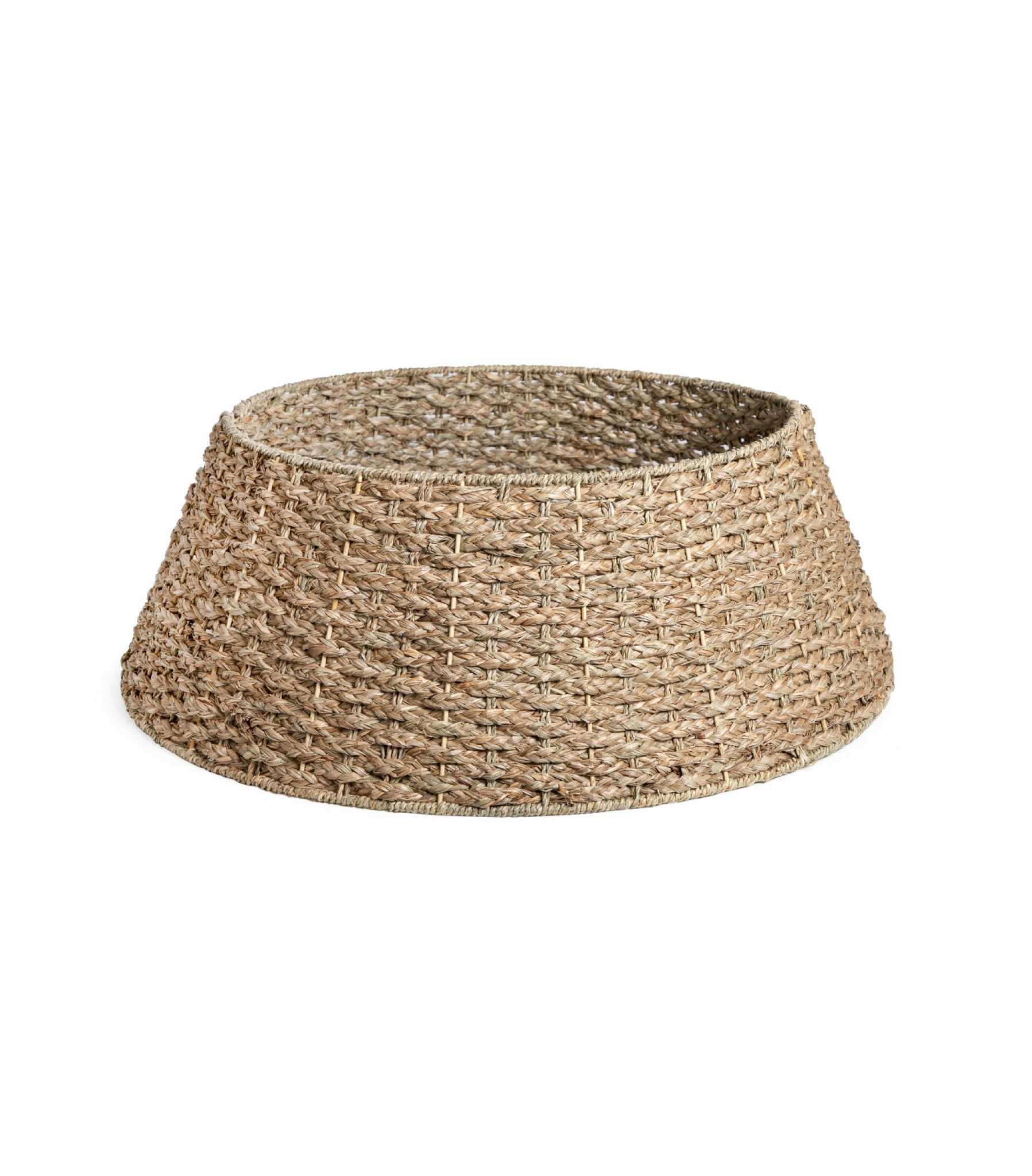 The popular tree skirt from last year (under $25) is available now 🌲

#christmas #treeskirt

#LTKfindsunder50 #LTKHoliday #LTKSeasonal