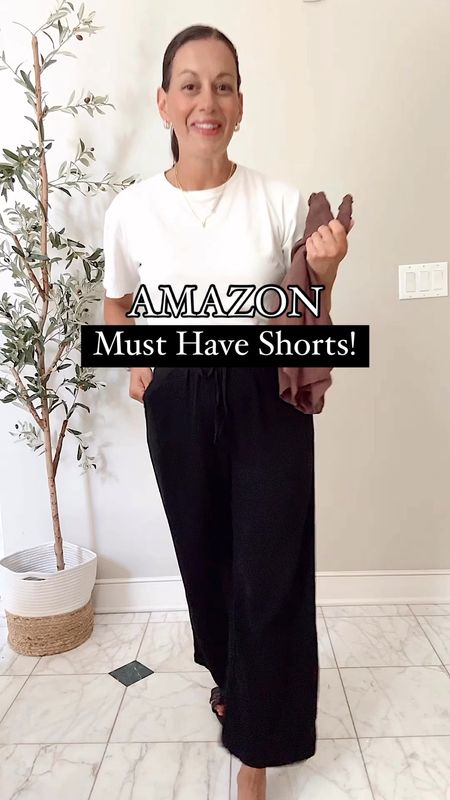 Amazon must have shorts! The viral linen pants now come in a shorts version and they are so good! Run true to size - I’m in the small.



#LTKover40 #LTKstyletip #LTKfindsunder50