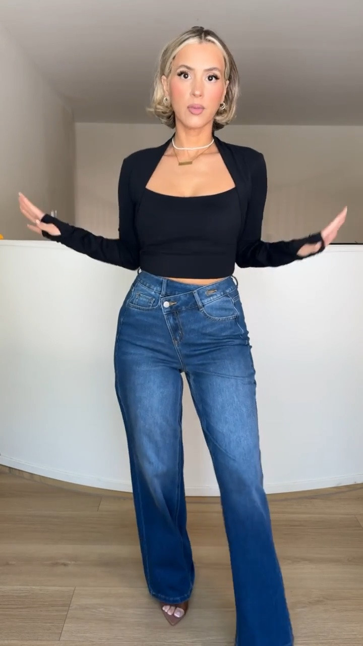These Halara jeans are must haves! 🤩

#LTKgrwm #LTKootd #LTKU