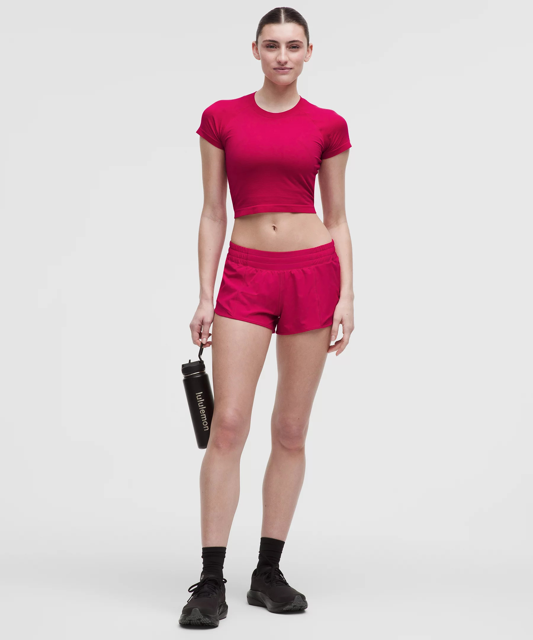 Hotty Hot Low-Rise Lined Short 2.5" | Women's Shorts | lululemon | Lululemon (US)