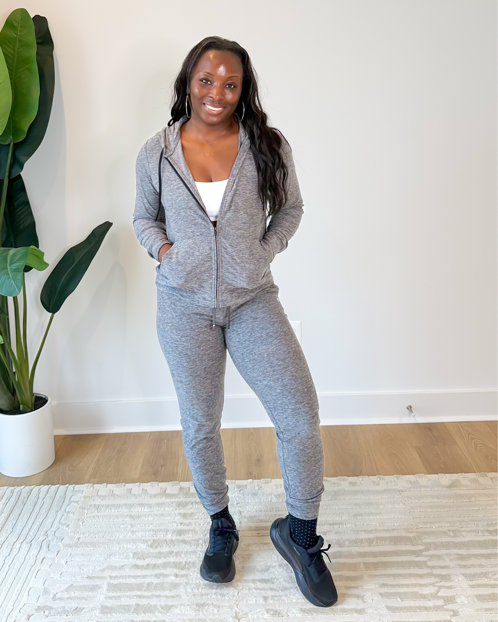 Are you thinking about workout sets or athleisure for travel ? This is such a great look. The material is not thick, but isn’t thin. Prefect for moving about. I also love the low impact bra. Fabletics, workout sets, matching sets, workout set 

#LTKootd #LTKTravel #LTKfitnessgoals