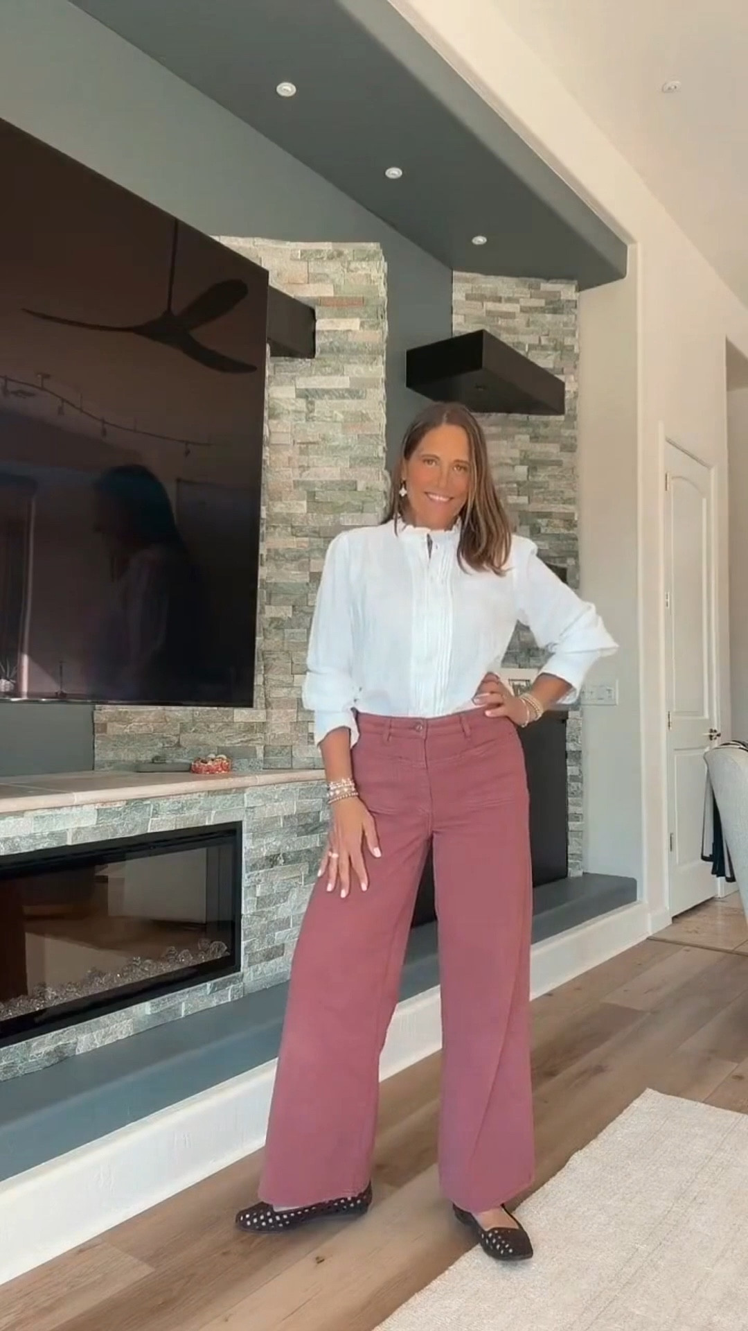 These are the jeans everyone has been asking about. They’re now available in a brand new color, and we’re just as obsessed. We can’t say enough good things about these Evereve jeans.

#LTKOver40 #LTKootd #LTKMidsize