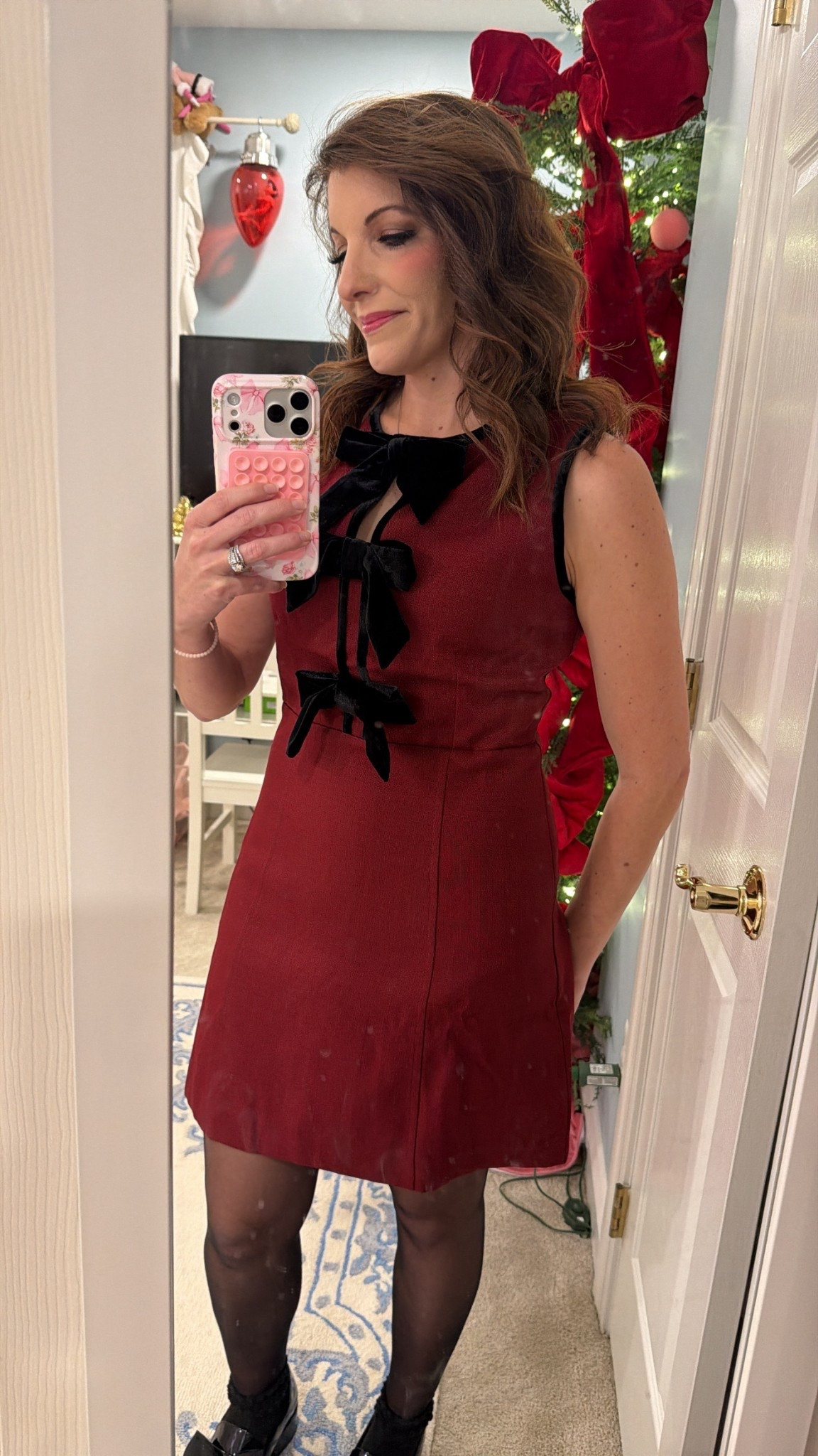 A beautiful dress for the holidays 

#LTKSeasonal #LTKHoliday #LTKFindsUnder100