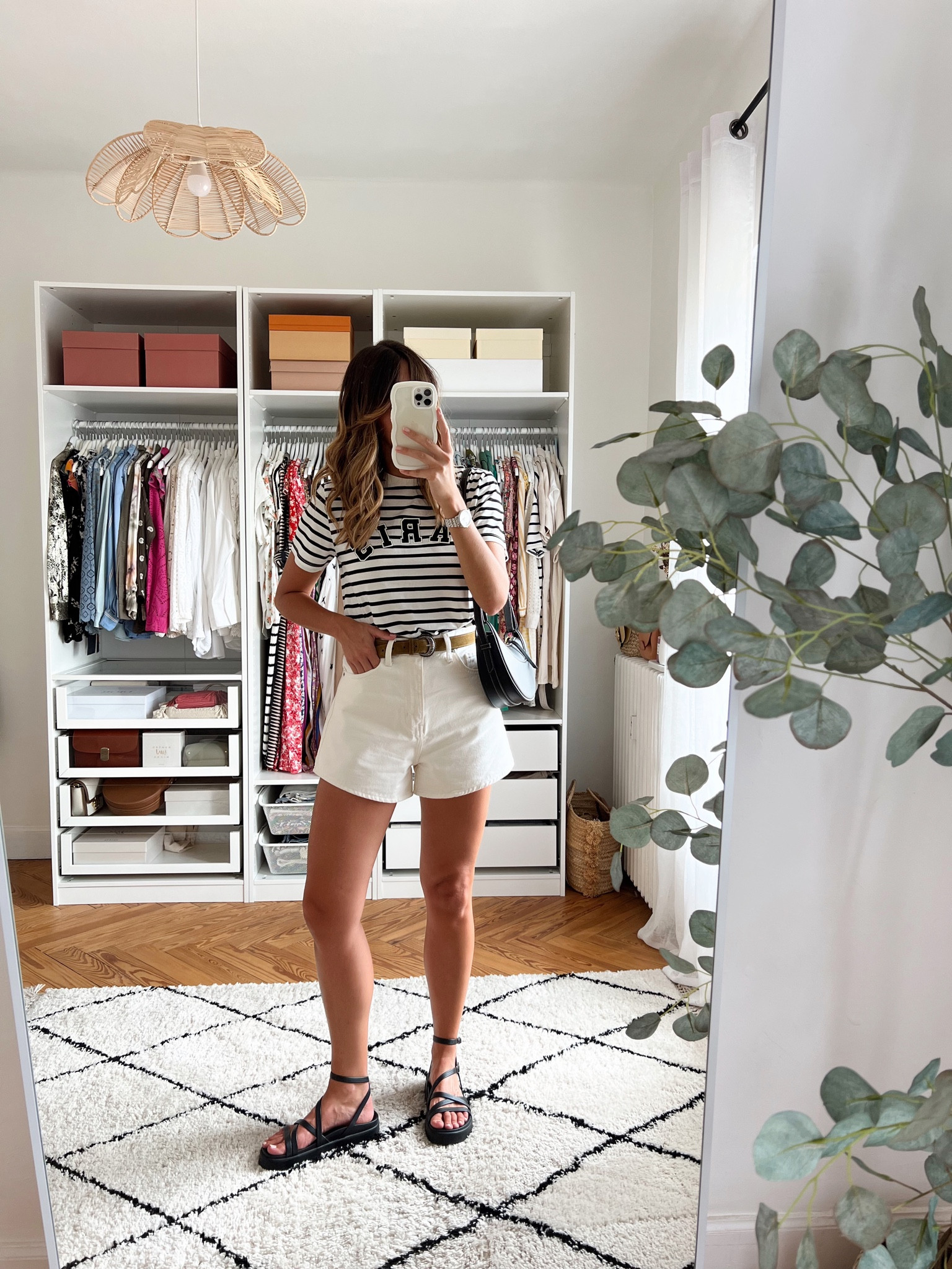 Noir et blanc 

#LTKSeasonal #LTKeurope