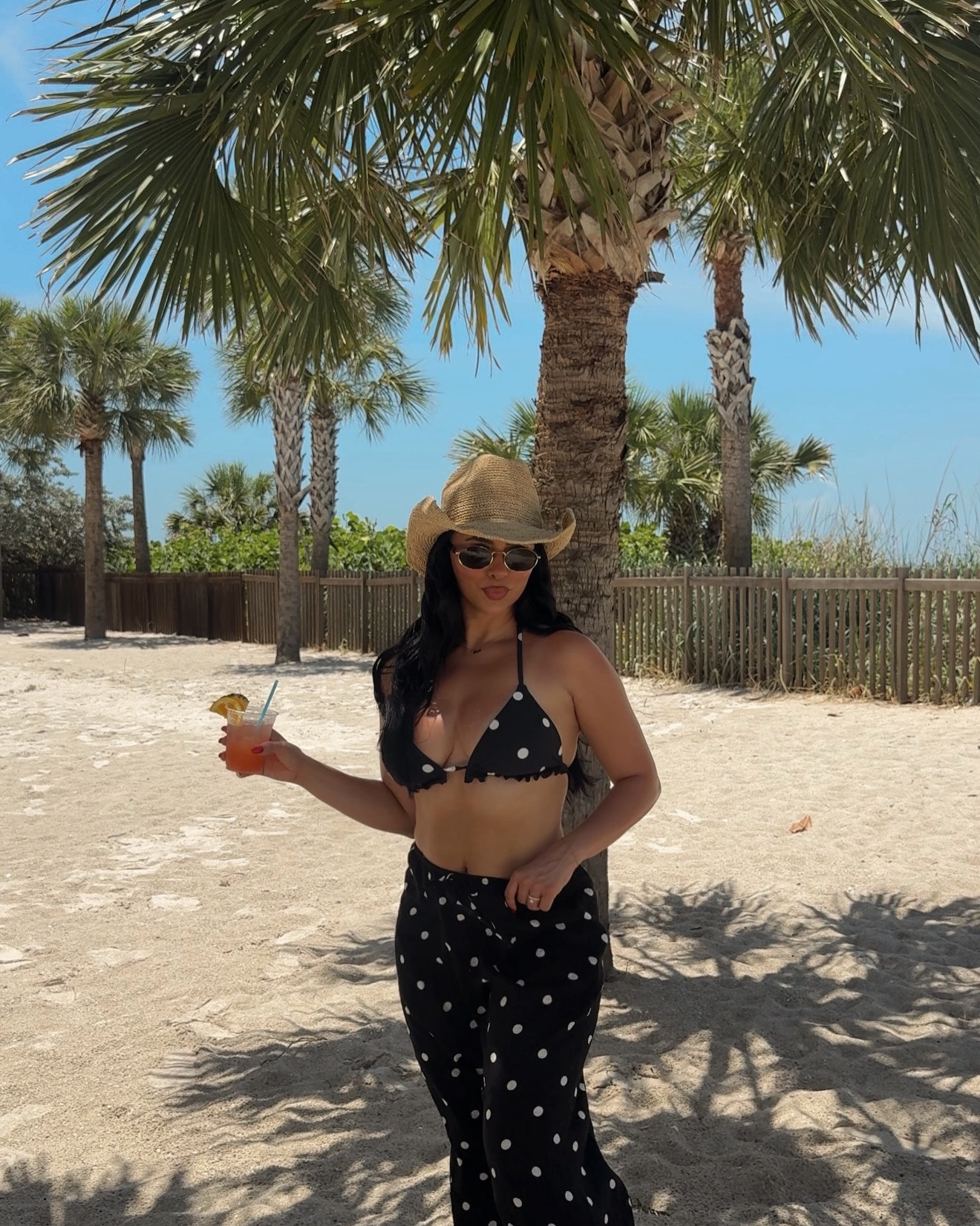 it’s a polka dot summer 🌴🤍 comment OOTD and I’ll send you links to shop my vacay outfits
