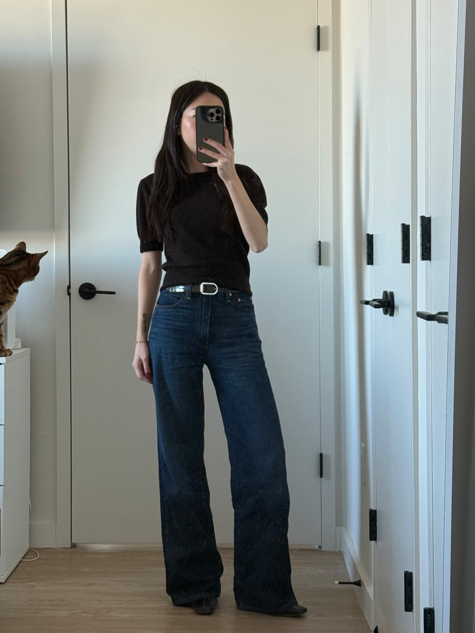 dark denim + browns!

#LTKFindsUnder100 #LTKSeasonal