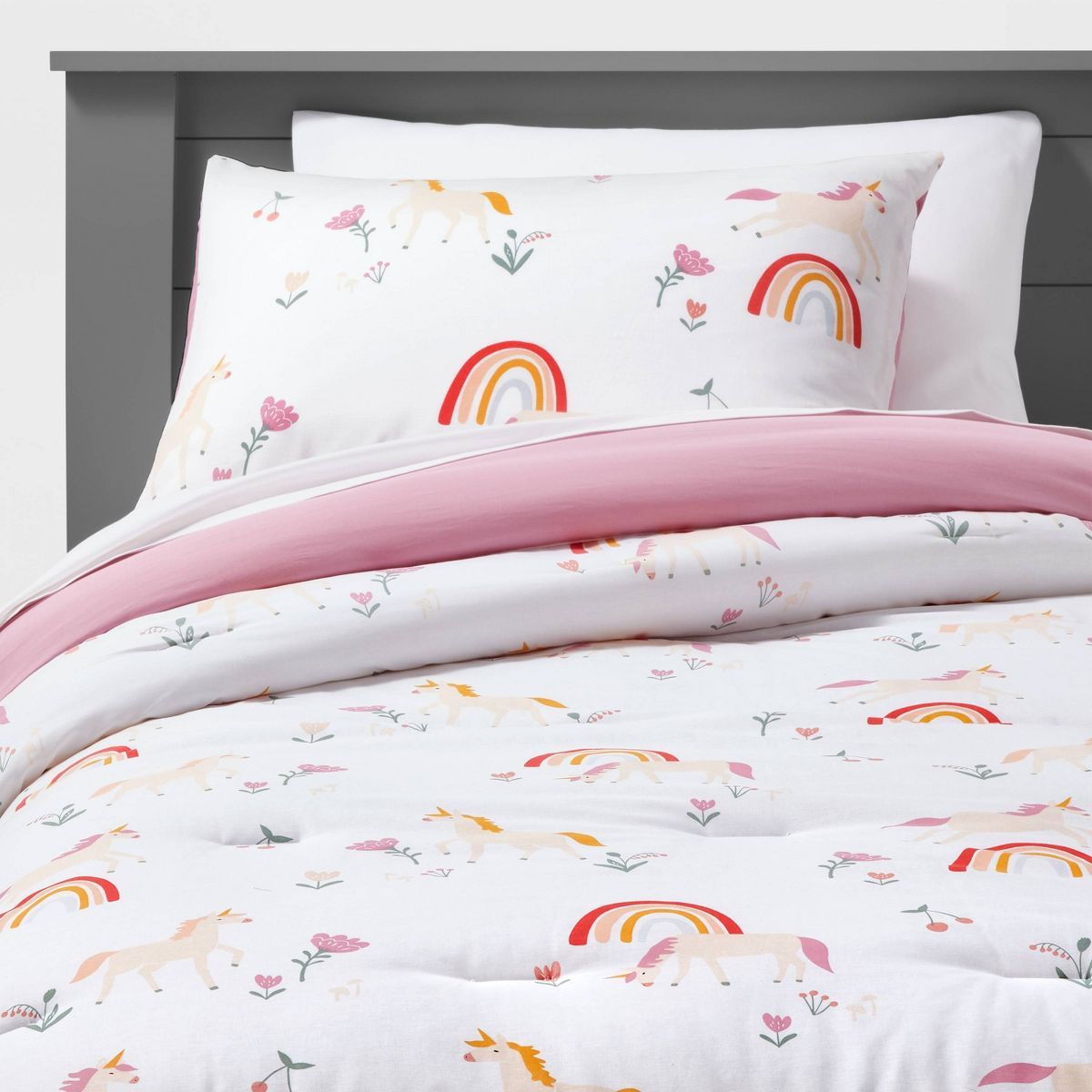 Twin Unicorn Kids' Comforter Set - Pillowfort™ | Target