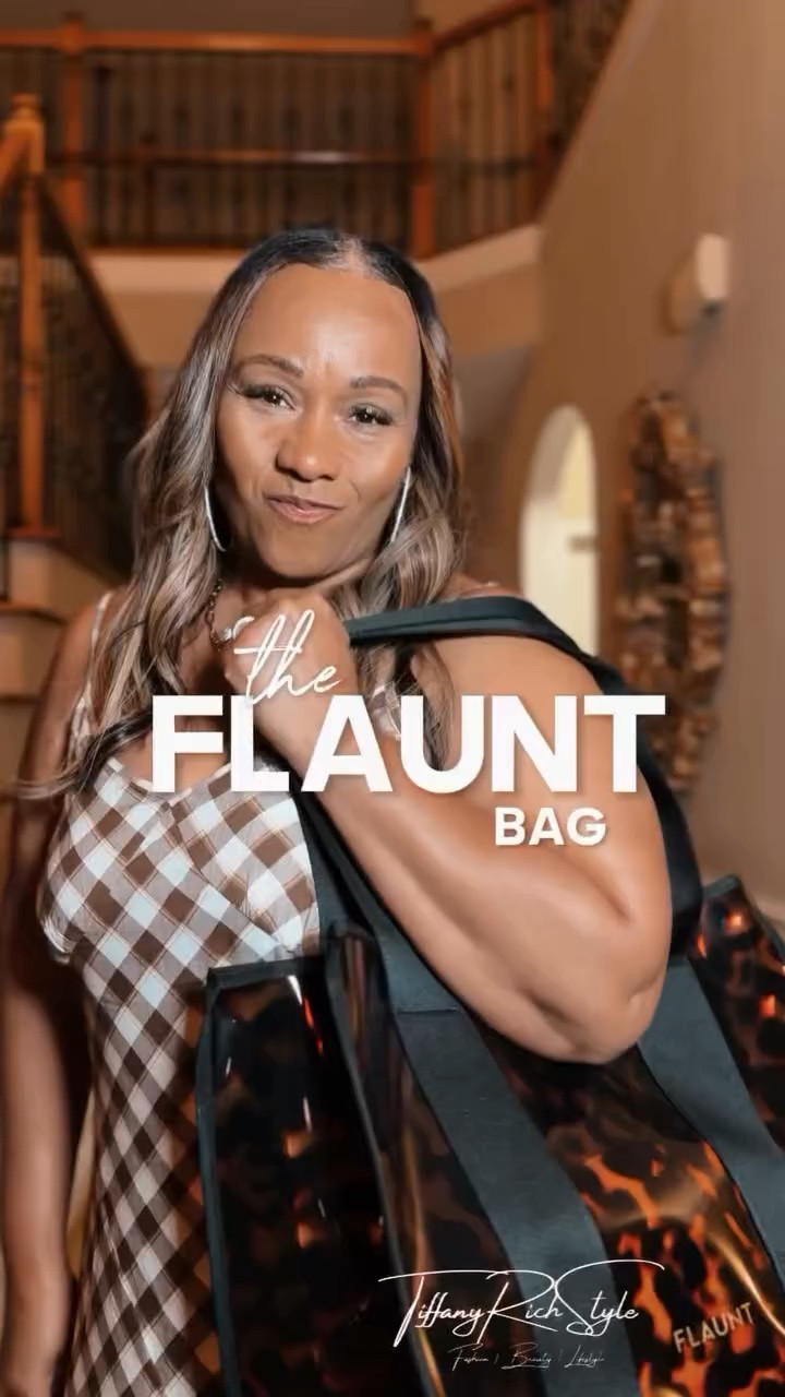 The only everyday tote you need. Watch what fits inside the tortoiseshell Flaunt Bag—  

Effortlessly holding a laptop, beauty essentials, and more without losing its shape. 

Perfect for work, travel, or running errands in style.

#FlauntBag #ToteBag #WorkBag #WhatFitsInMyBag #everydaybag

#LTKMidsize