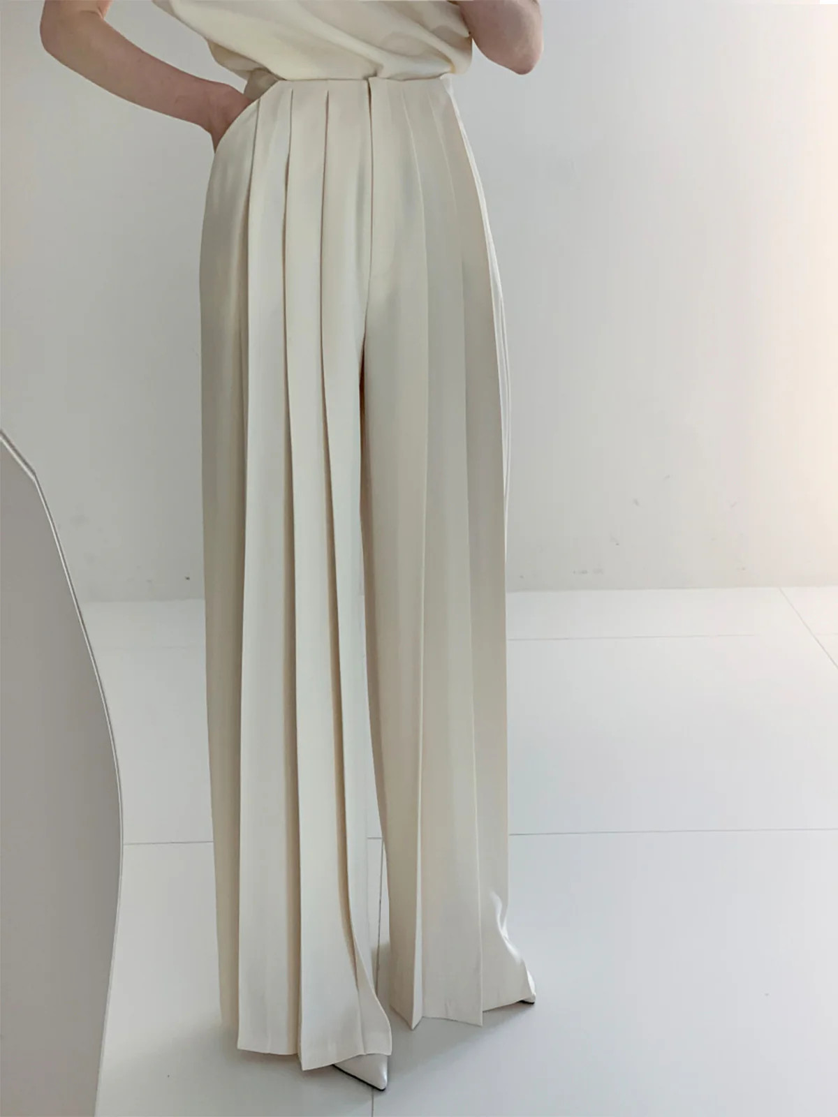 Pleated High Waist Wide Leg Pants | Commense