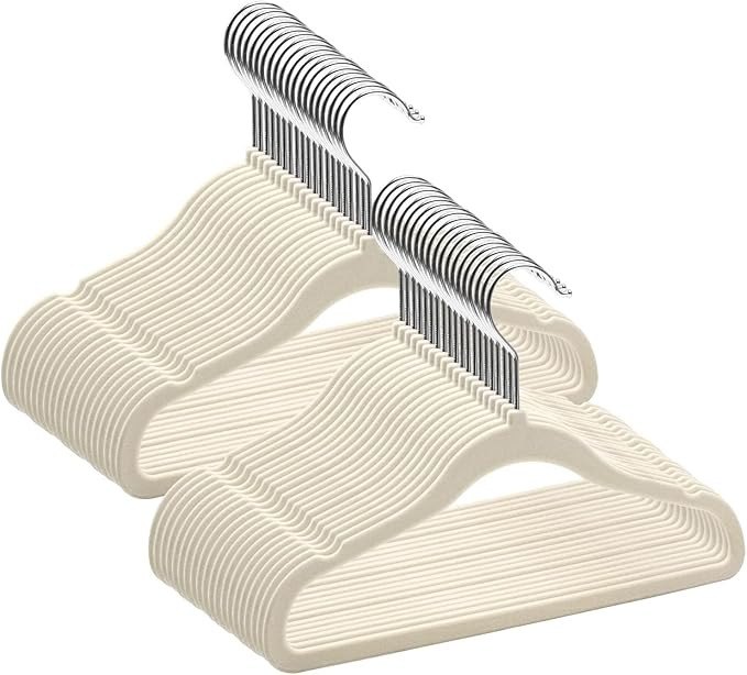 GoodtoU Baby Hangers Velvet 100 Pack - Baby Felt Hangers Non Slip Toddler Hanger Childrens Hanger... | Amazon (US)