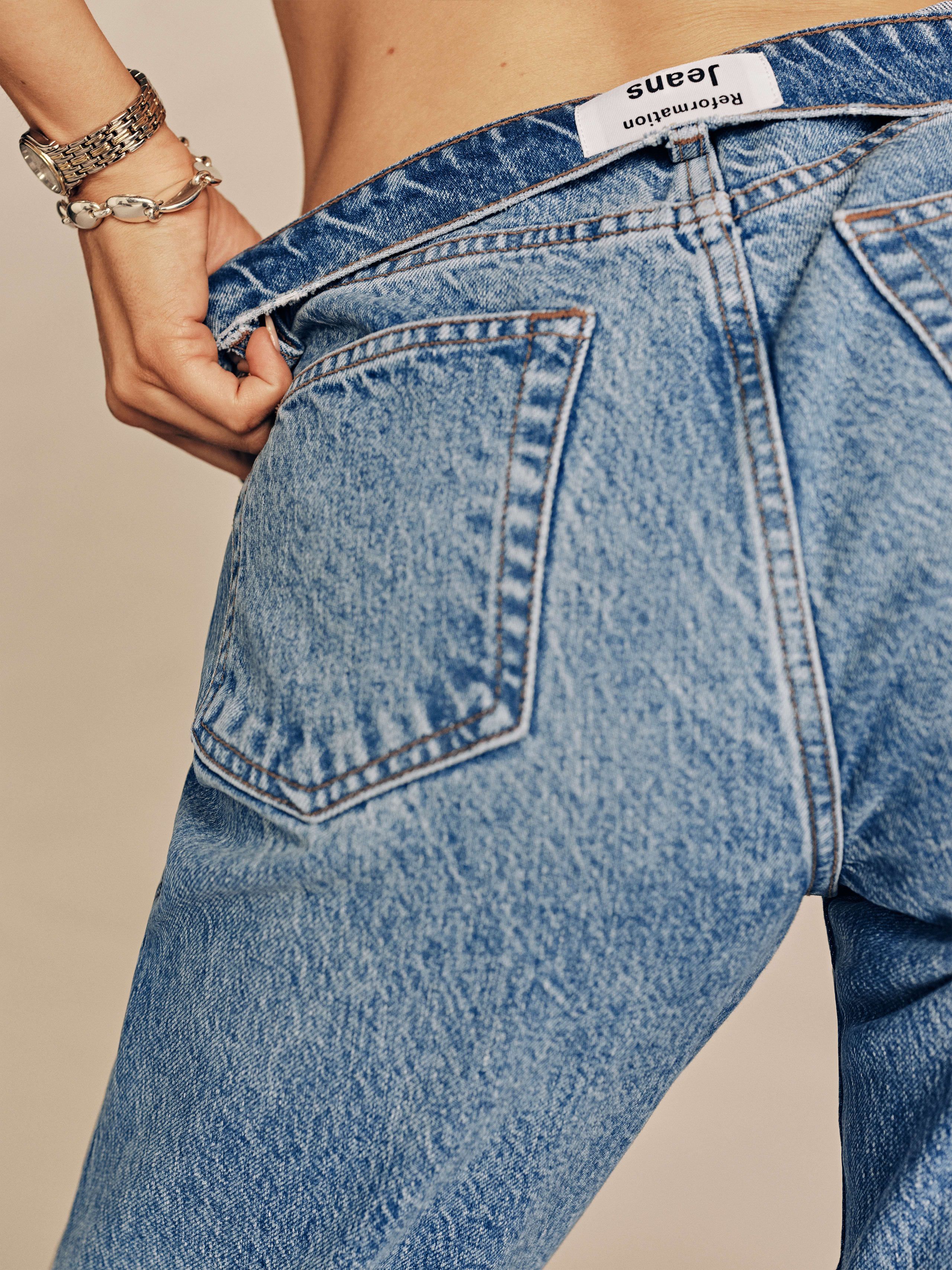 Val 90s Mid Rise Straight Jeans | Reformation (Global)