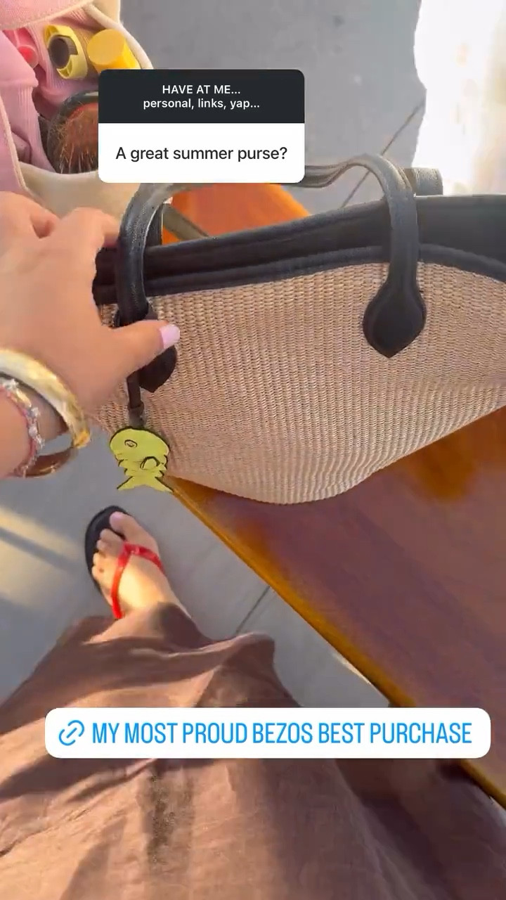 My most proud Amazon purchase! I bring this bag on every beach trip