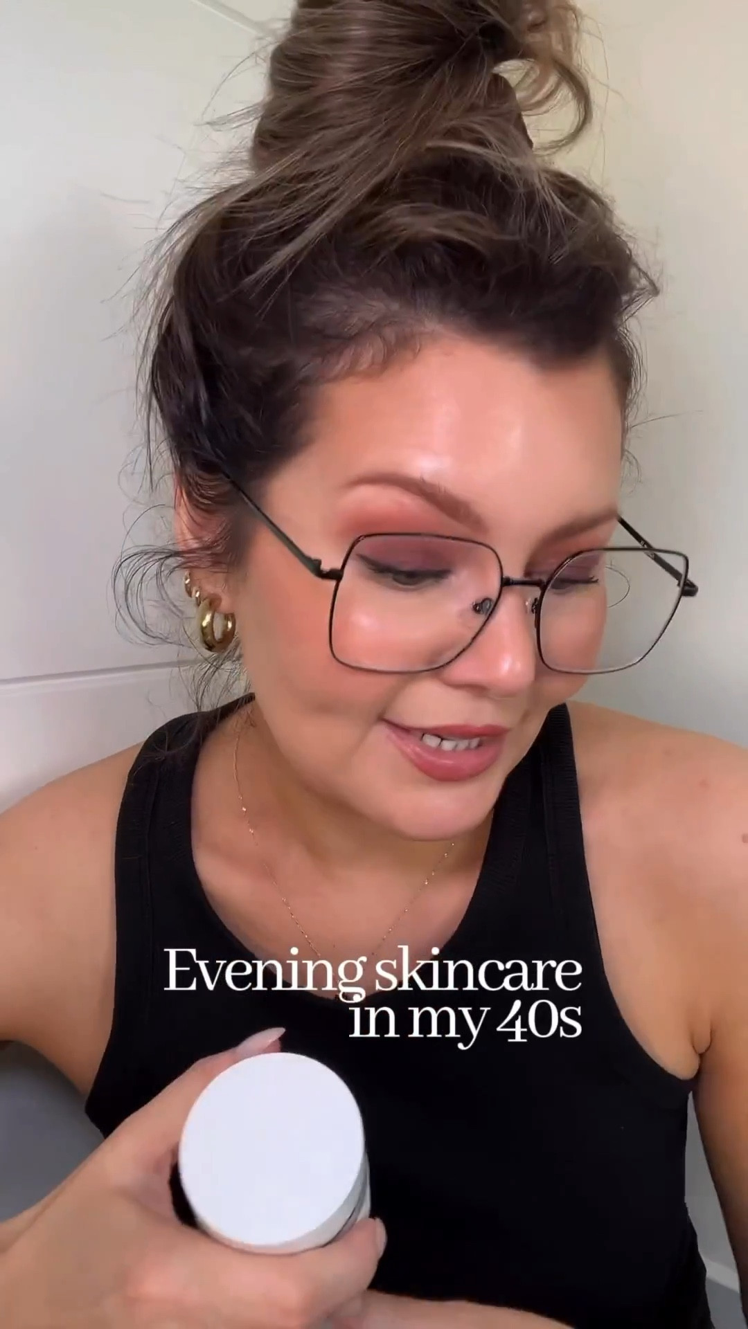You honestly don’t need a 15 step routine, the latest ‘trending’ beauty product or lots of money to achieve healthy glowy skin! This is my evening skincare routine for that glow in my 40s. A few daytime essentials at the end. 

I’m a big fan of Korean skincare. Their products are inexpensive and actually work!


over 40 skincare, skincare routine, nighttime skincare, Korean beauty, double cleanse, Korean skincare, azaelic acid, 40s glow, niacinamide, snail mucin, snail serum, skincare over 40, vitamin c, spf, glowy,  clean skin, healthy skin glow, skincare must haves 

#skincareover40 #skincarethatworks #skincareroutine #over40skincareroutine #over40skincare 

#LTKbeauty #LTKeurope #LTKuk
