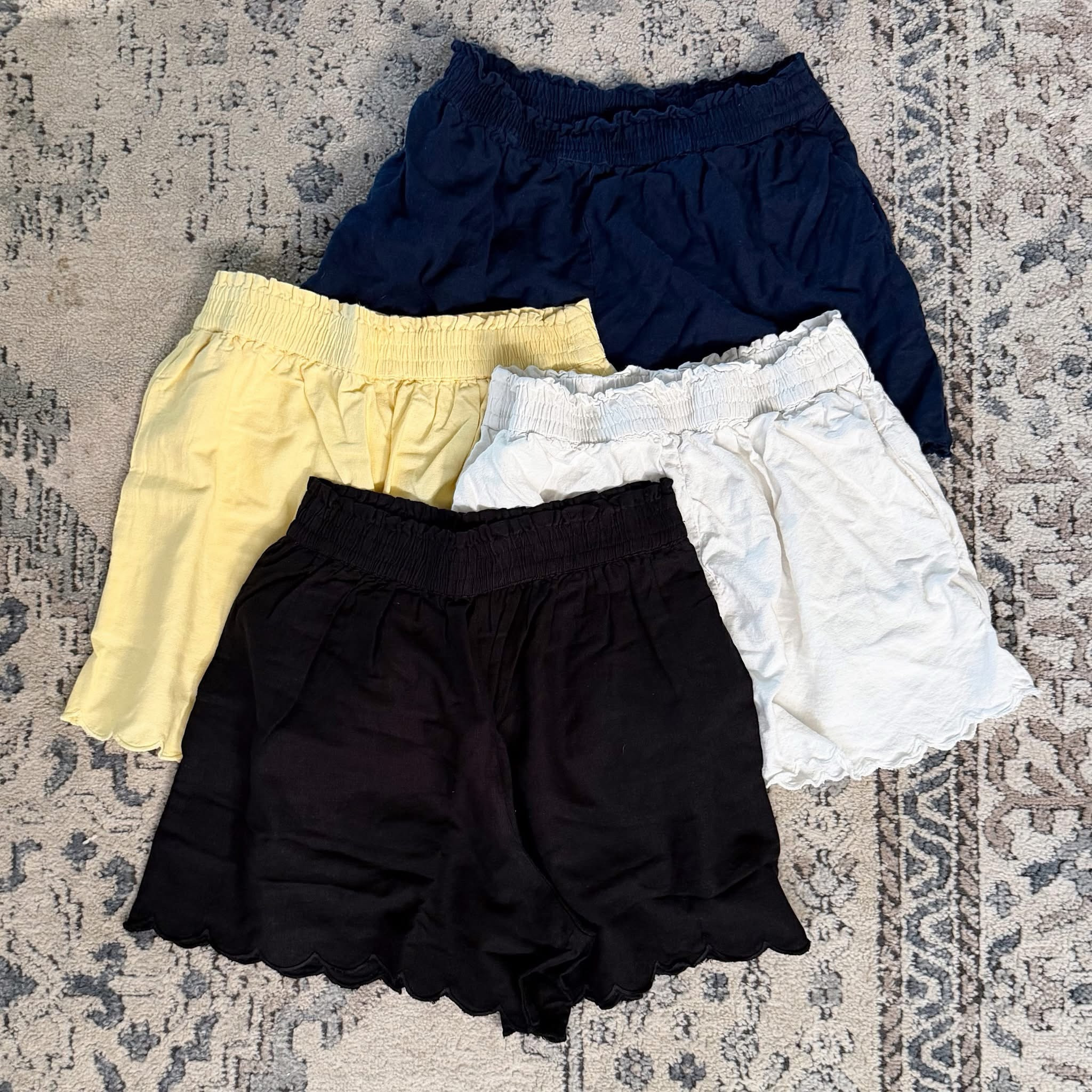 I love these linen blend shorts SO much! The longer length is great for moms and the scallop hem is super cute.

Walmart finds / Walmart favorites / summer linen / summer outfits / summer style / affordable summer outfit 

#LTKmomlife #LTKMothersDay #LTKootd