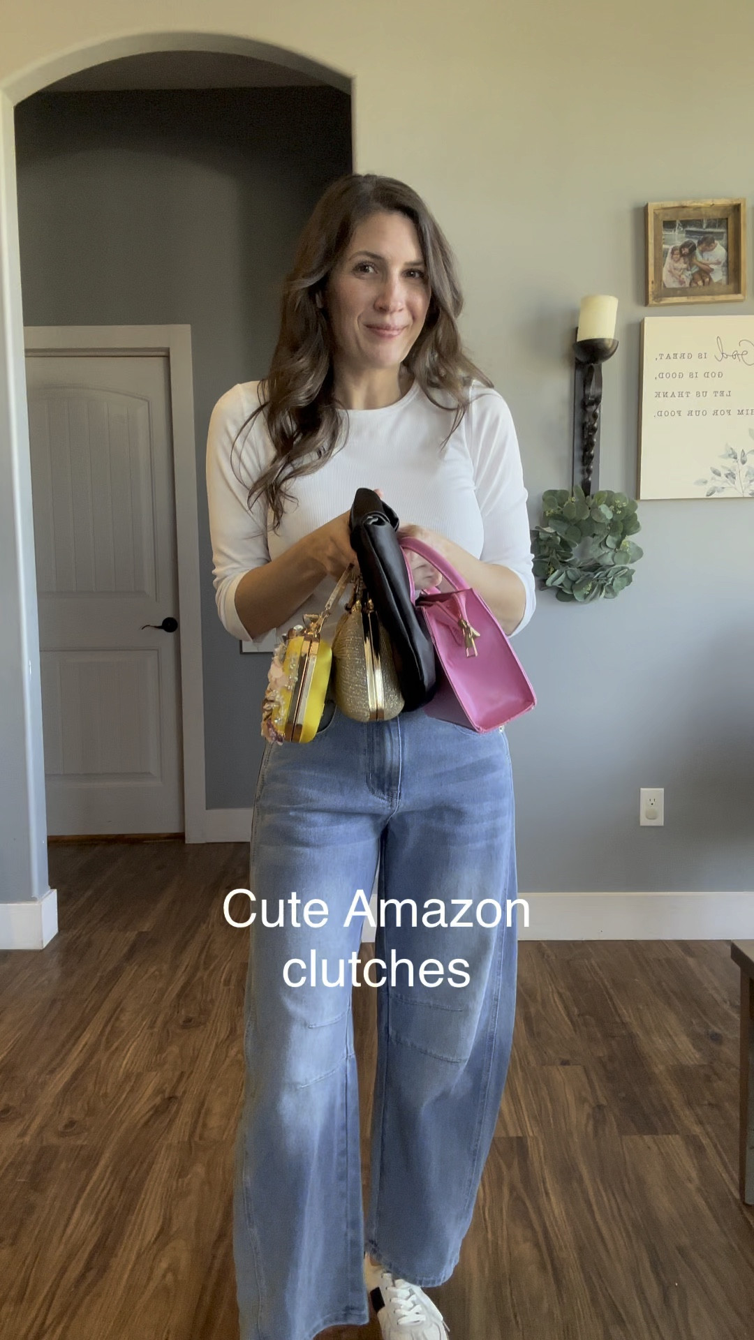 Cutest clutches to elevate your outfit 🔥

Clutch bag | purse | date night | Valentine’s Day | wedding 

#LTKFindsUnder50 #LTKItBag #LTKWedding