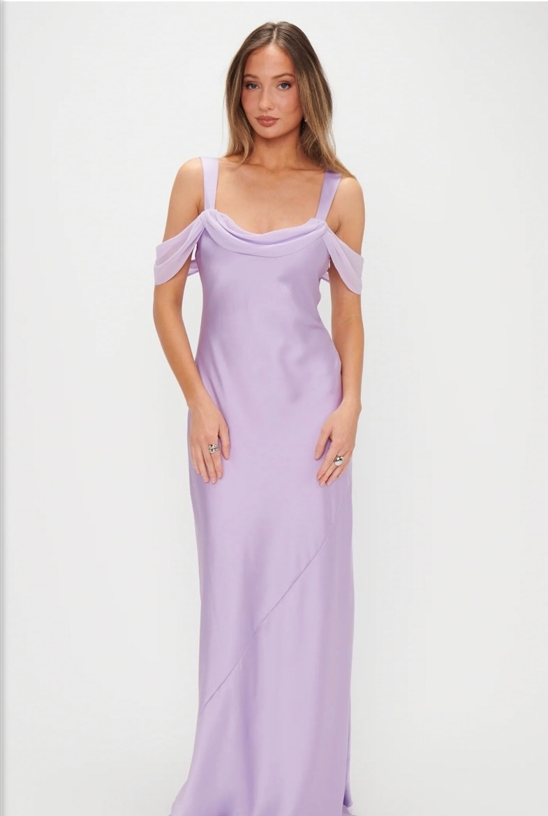 Show me your mumu Bella maxi dress


#LTKFestival #LTKMothersDay #LTKBeauty