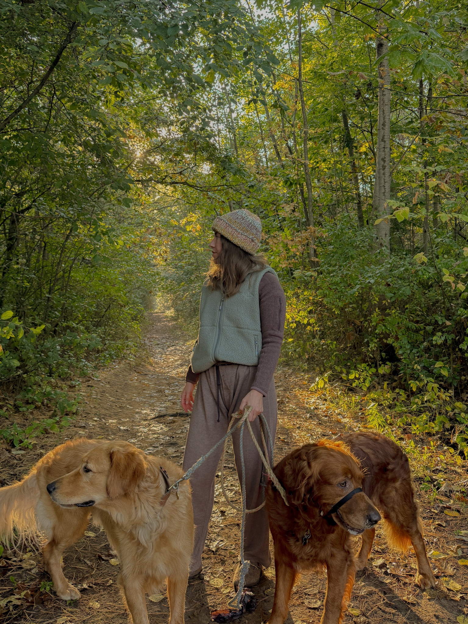 fleece vest. 🤎 I’m wearing size S and would say it’s true to size. Love the hood on it 🥹

#LTKautumn #LTKtravel #LTKcanada