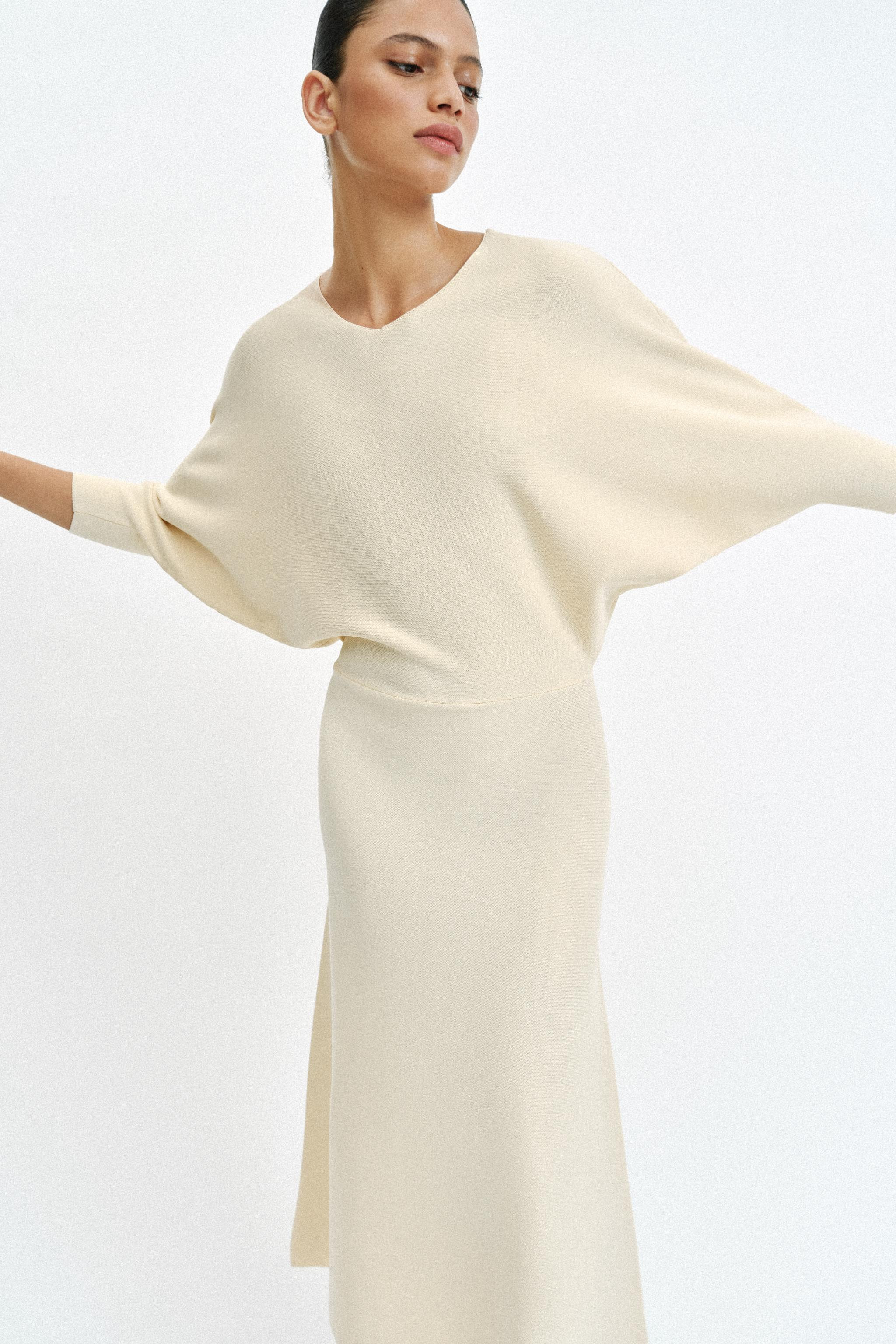 ROBE MI-LONGUE EN MAILLE | Zara FR