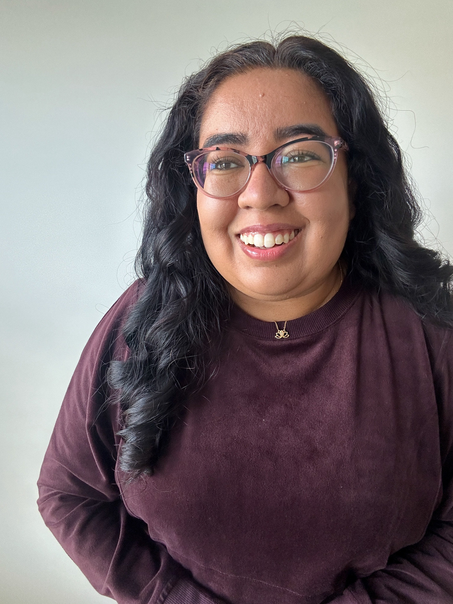 All smiles because it’s Friday! Ended up taking today off so my weekend starts a lil early this time around 🎉 Spending some time making my weekend to-do list, that take high priority are: 5K I’m participating in, spring cleaning, getting Mother’s Day shopping done!

Deets for this fresh, glowy, clean everyday spring makeup look: tinted moisturizer shade 31, setting powder shade Peachy, lip glow balm shade: 001 pink 

#LTKstyletip #LTKbeauty #LTKGiftGuide