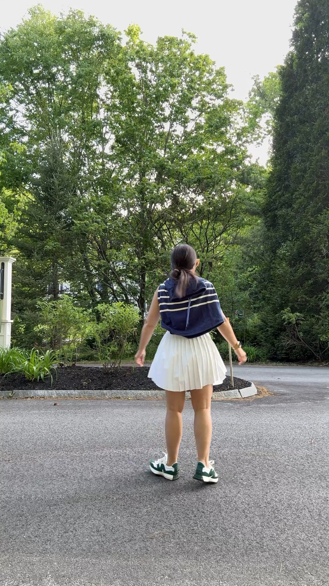 SAHM style 

#LTKFindsUnder100 #LTKShoeCrush #LTKFindsUnder50