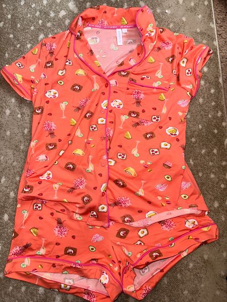 I’m obsessed with these adorable brunch pajamas only $16.98!! 

#LTKfindsunder50