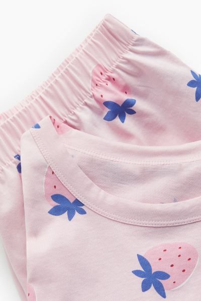 Pajama T-shirt and Shorts - Light pink/strawberries - Ladies | H&M US | H&M (US + CA)