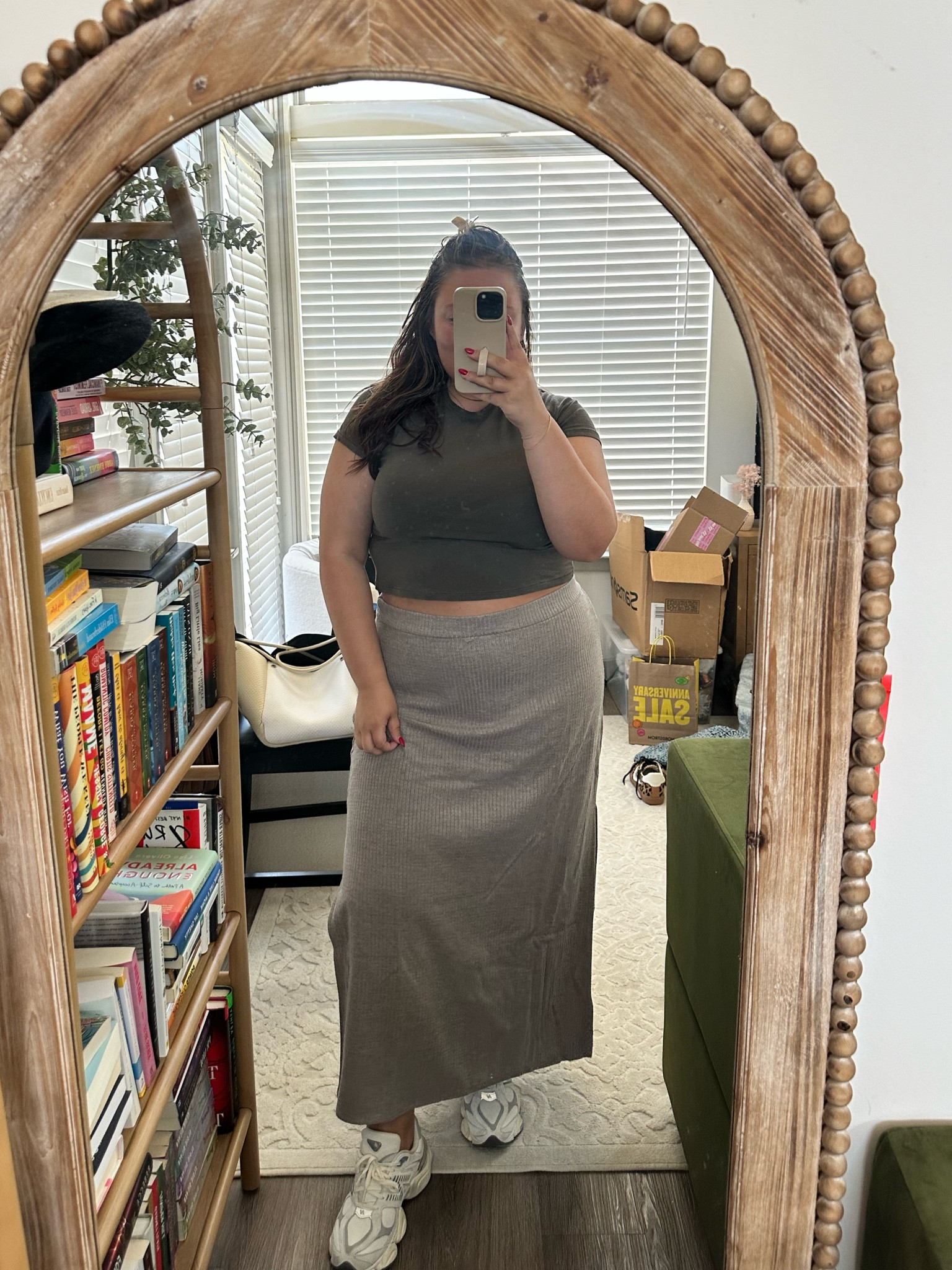 Soft and comfy maxi skirt for fall! Can dress up or down - love the slits in the sides! 

#LTKFindsUnder100 #LTKStyleTip #LTKxNSale