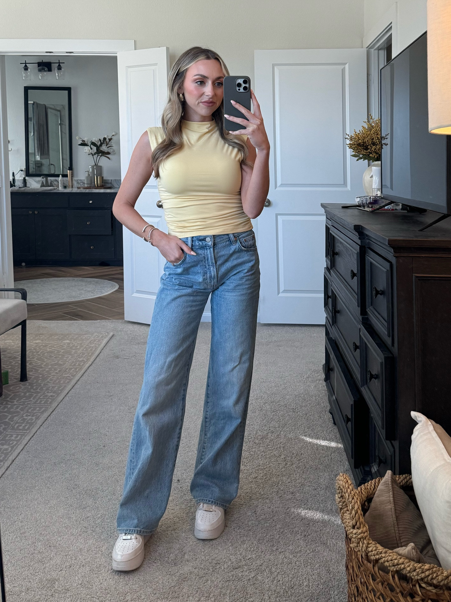 Casual spring outfit 💛

Yellow shirt, medium wash jeans, wide leg jeans, wide leg denim, white sneakers, spring outfit 

#LTKstyletip #LTKfindsunder50