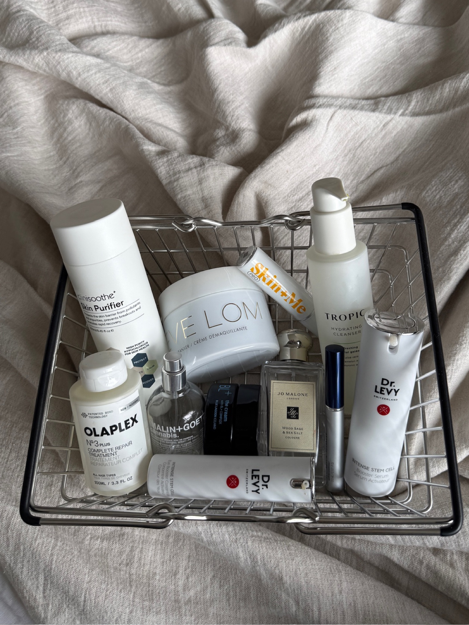 This months beauty and make up empties 

#LTKuk #LTKspring #LTKbeauty