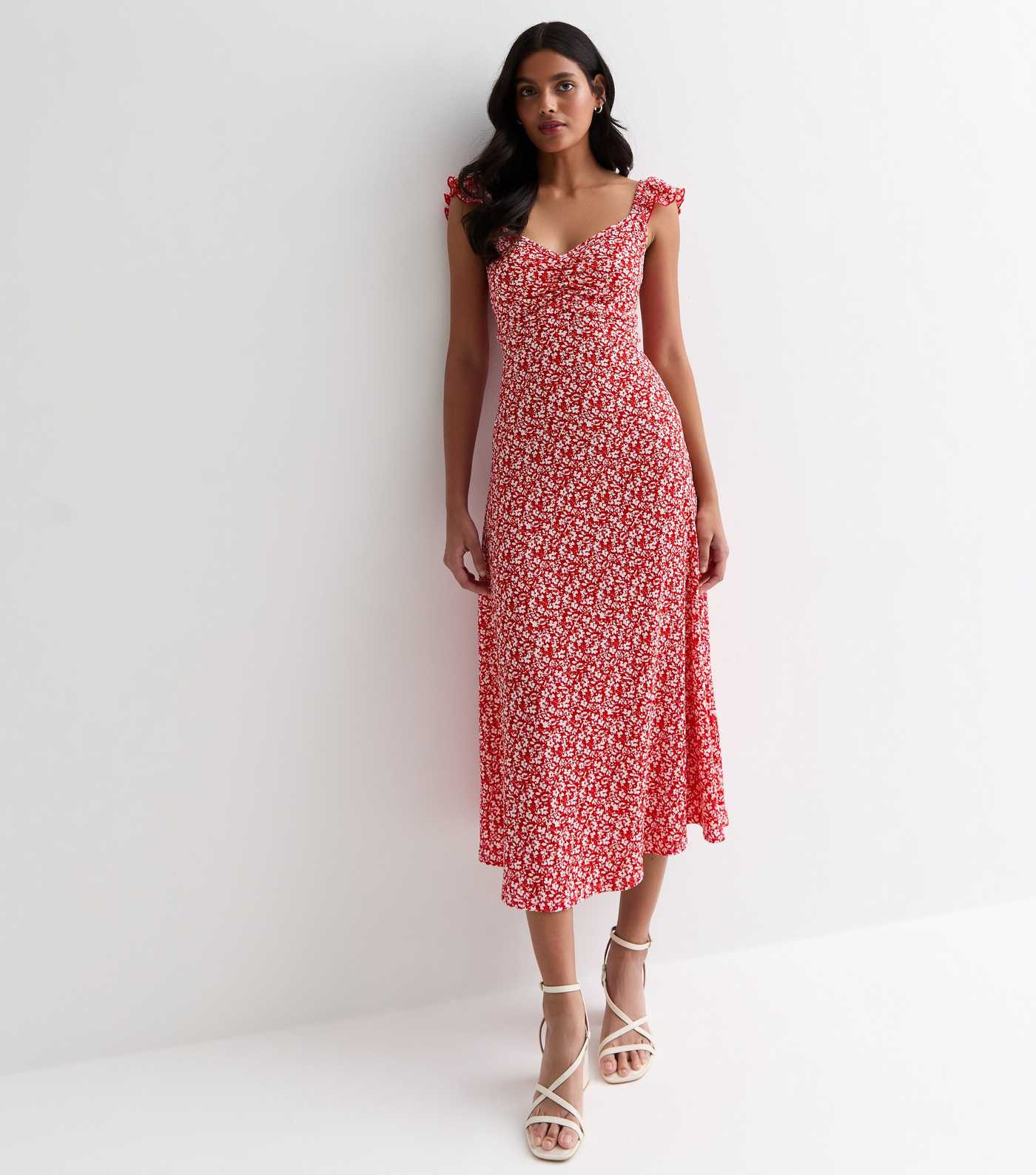 Red Ditsy Print Sweetheart Ruched Midi Dress | New Look | New Look (UK)