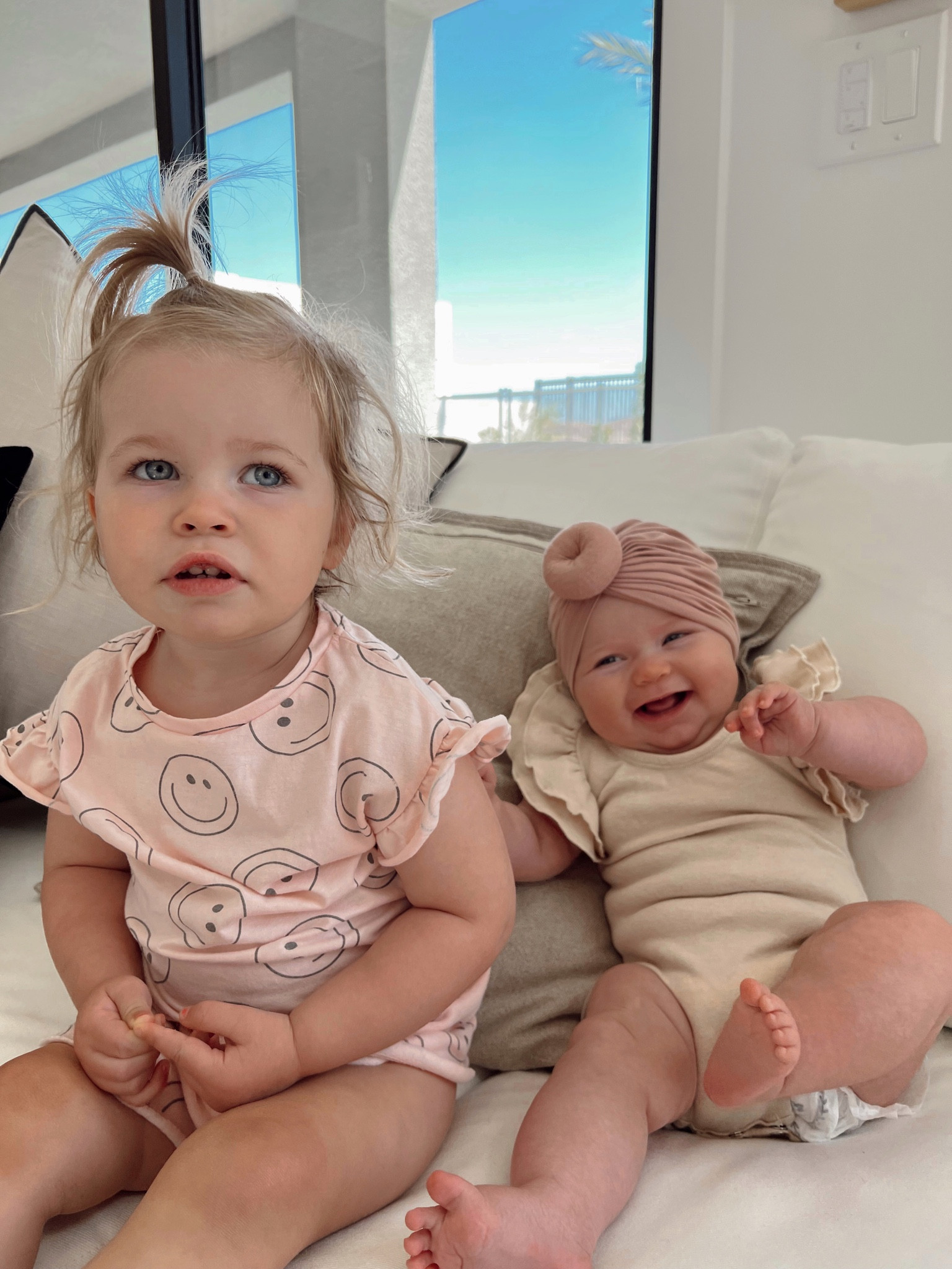 Candle handle them 🥹🤍 #sisters #ashtonandsloan #2under2 



#LTKbaby