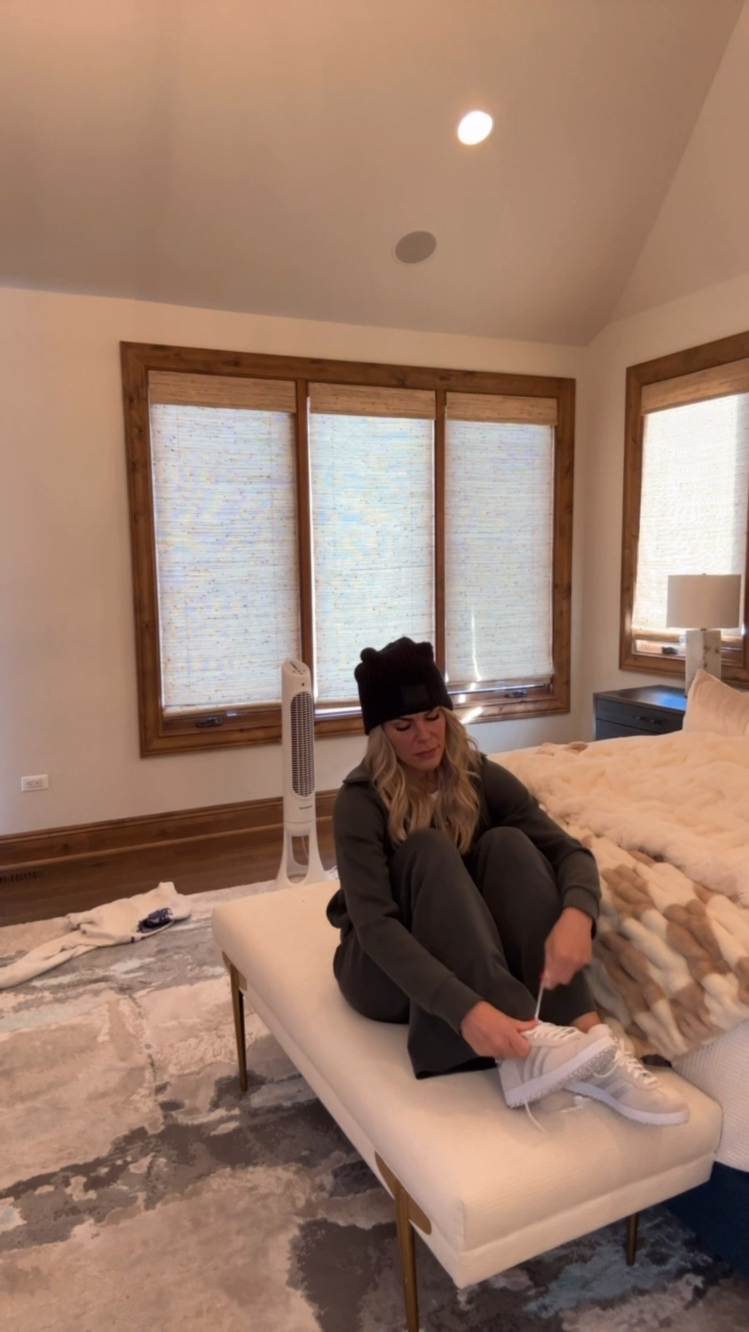 Versatile lounge wear! Basically my look for the next three months here in Chicago! Wearing a size small 

#LTKootd #LTKGiftGuide #LTKgrwm